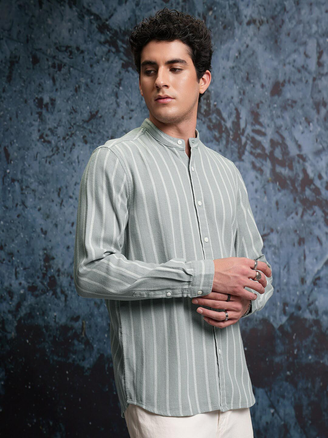 Locomotive Men Olive Mock Lino Dobby Textured Striper Stand-Up Collar Regular Shirt