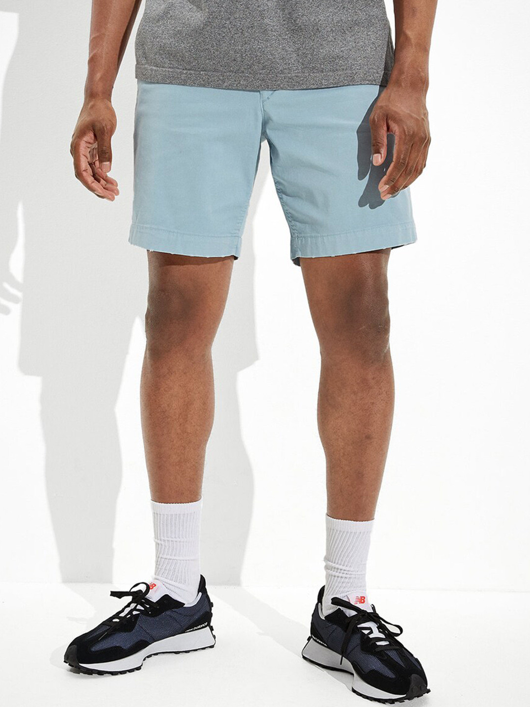 AMERICAN EAGLE OUTFITTERS Men Mid-Rise Cotton Shorts