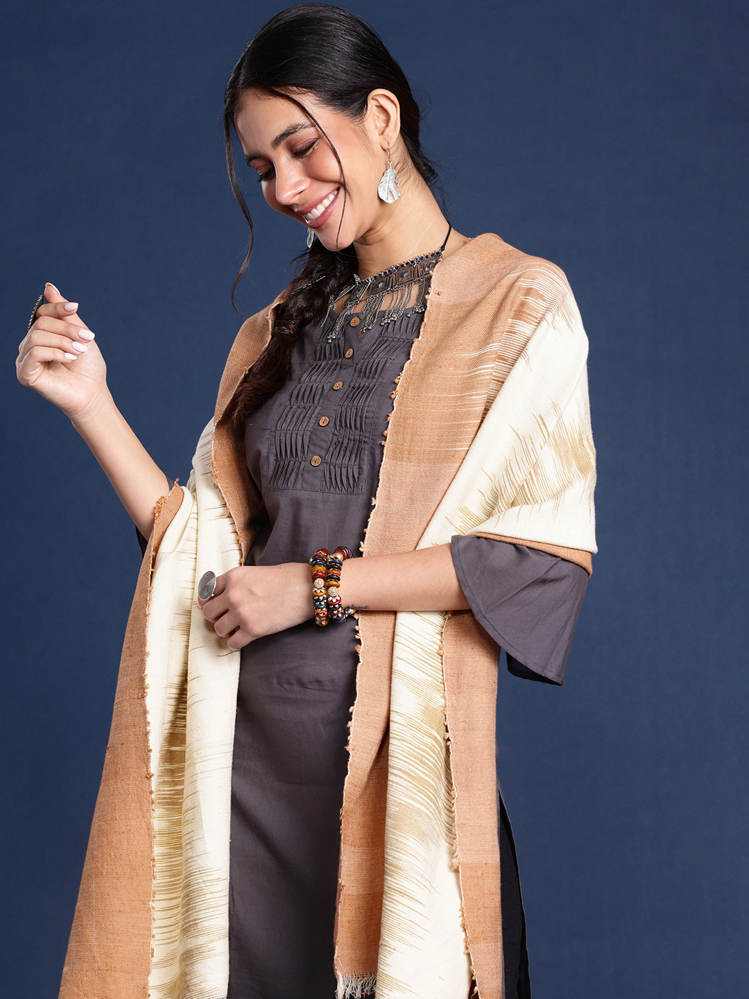 Taavi Women Handloom Hand Woven Yarn Dyed Slubbed Cotton Winter Stole