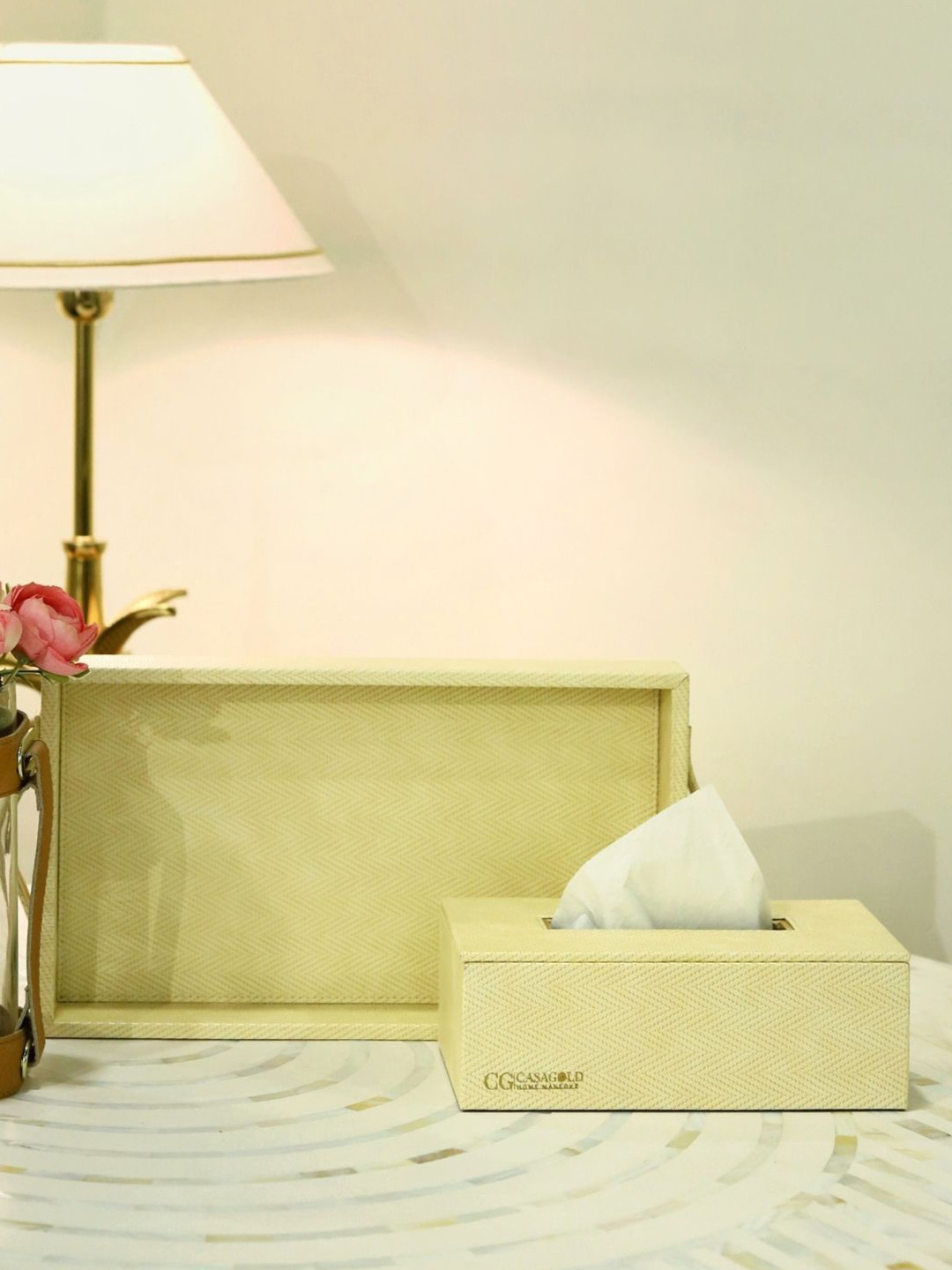 CasaGold Cream Solid  Rectangle Leather  Tray With Tissues Box