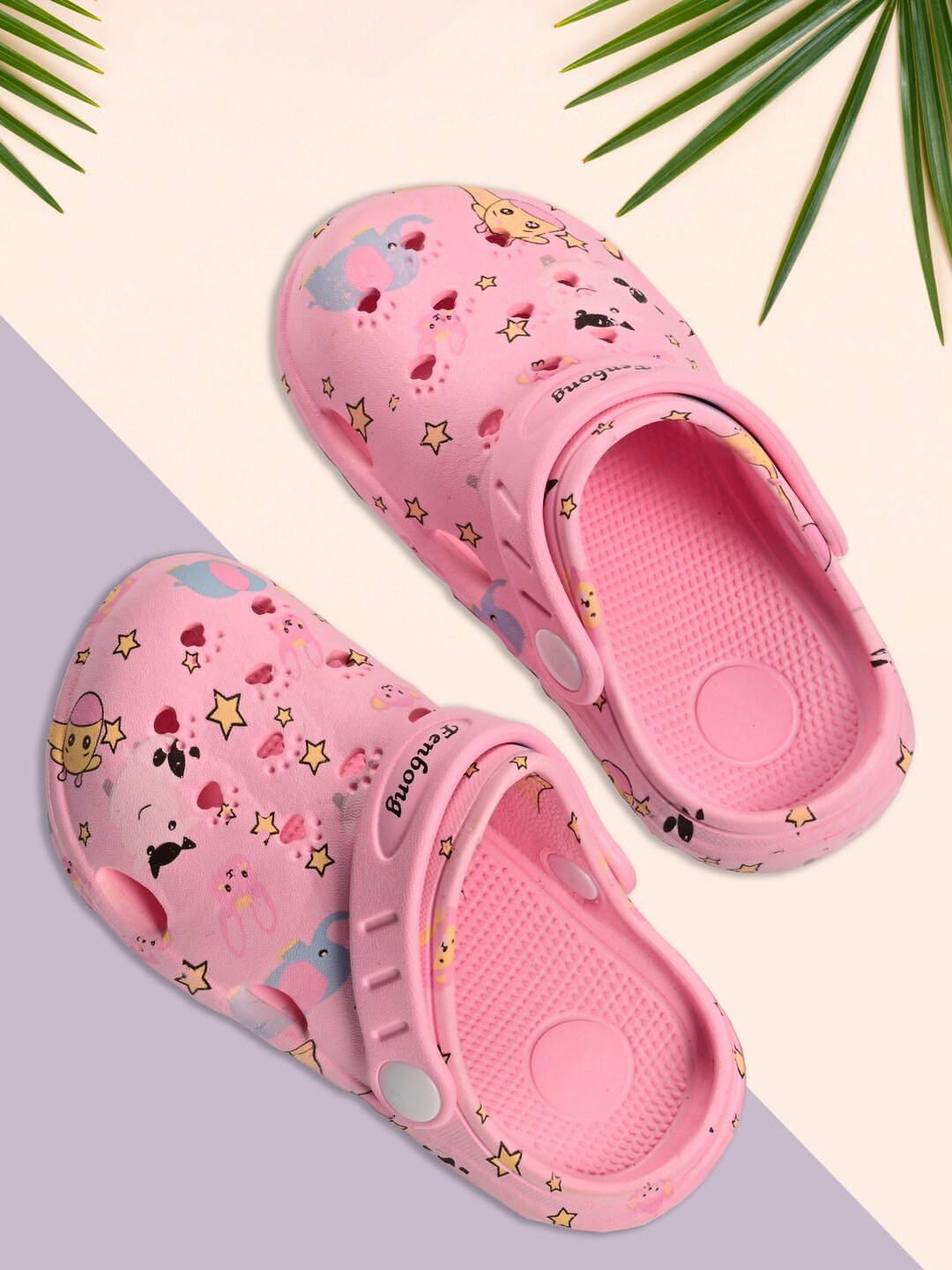 Yellow Bee Girls Giraffe Printed Clogs