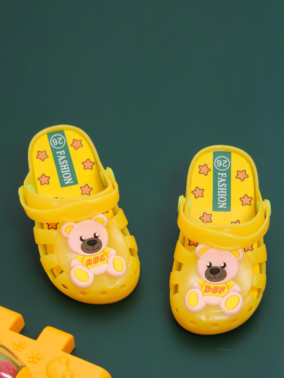 Yellow Bee Boys Teddy Applique Rubber Clogs With LED