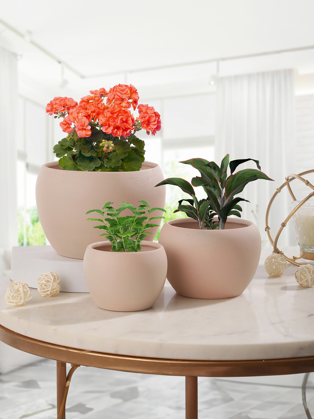 Homspurts Apple Bowl Planter Cream 3 Pieces Matte Finished Metal Planters