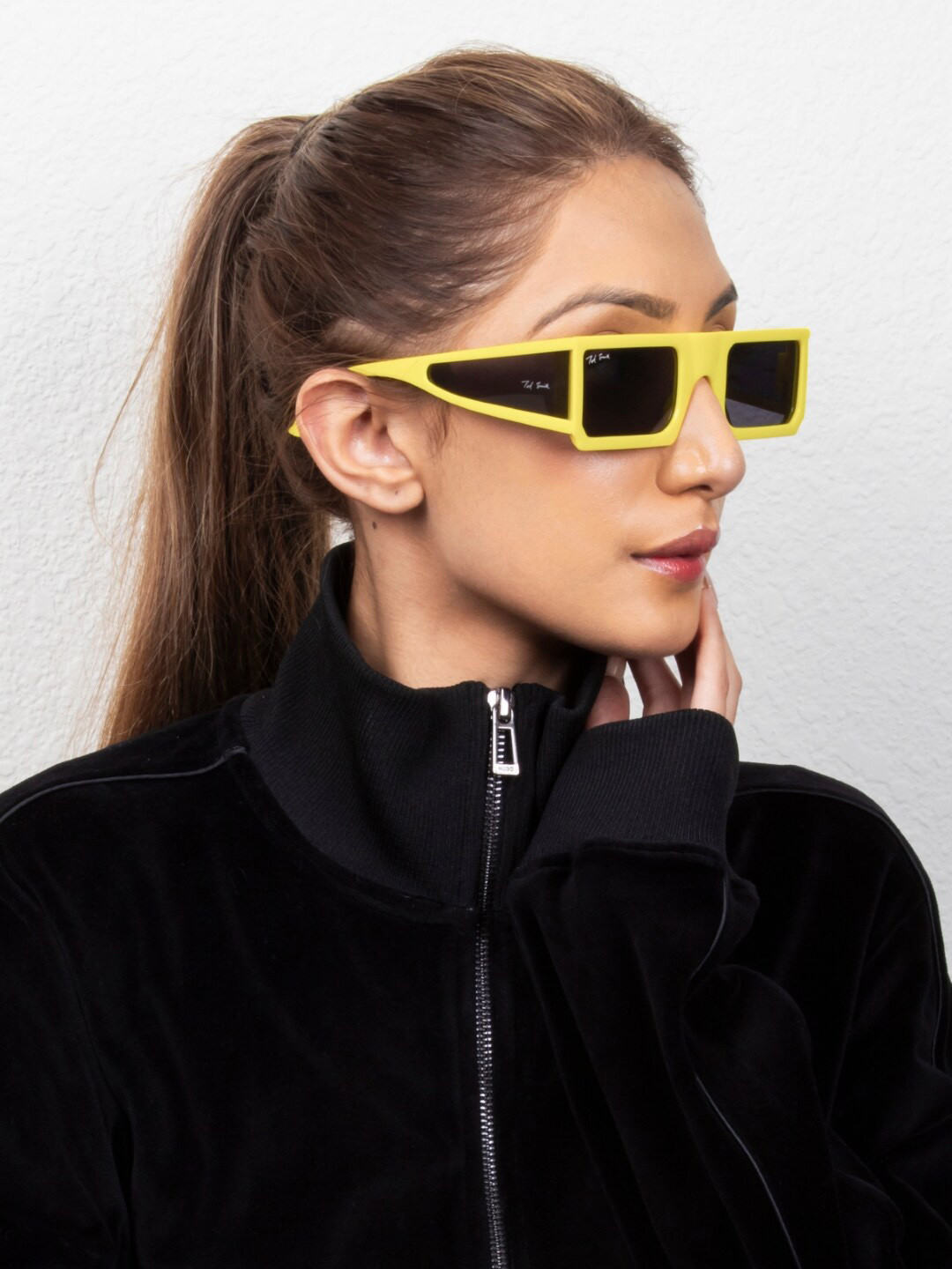 Ted Smith Unisex Yellow-Black Shield Sunglasses With UV Protected Lens