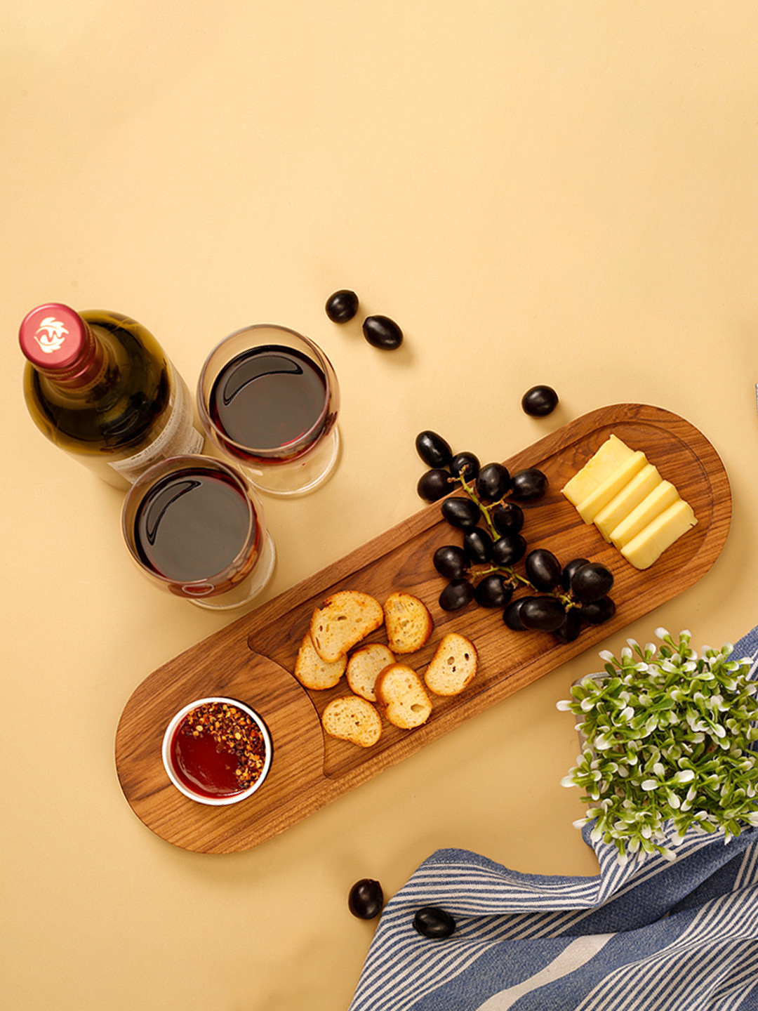 Utopia Choice Brown Cresta Teak Wood Chip & Dip Platter