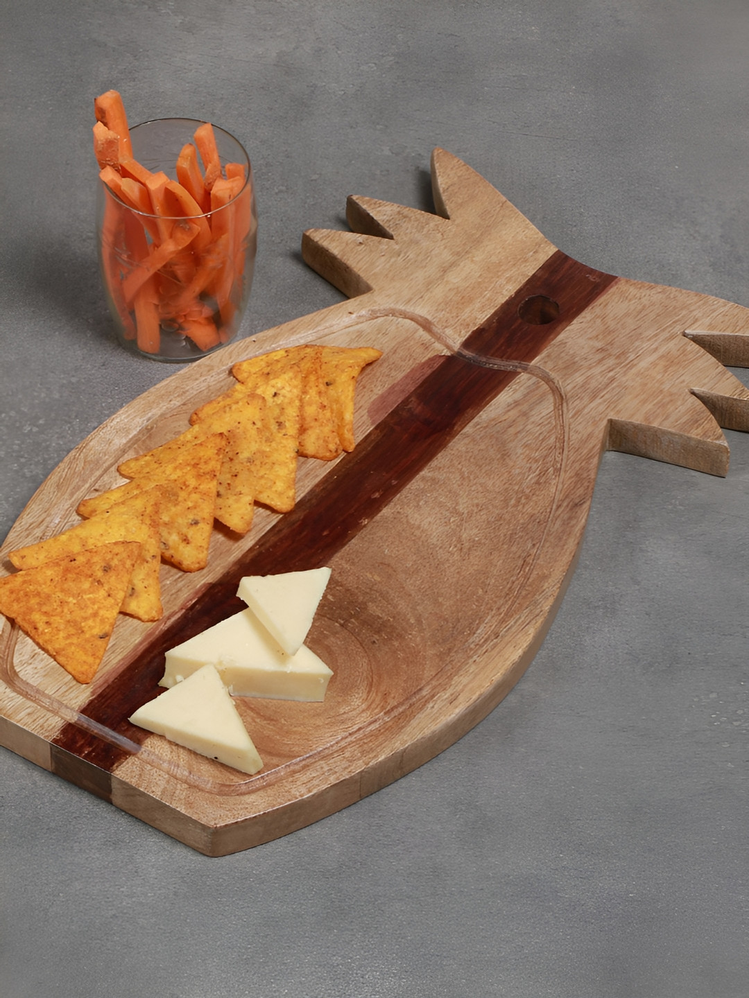 Manor House Brown Wooden Pineapple Shaped Easy to Clean Food Platter