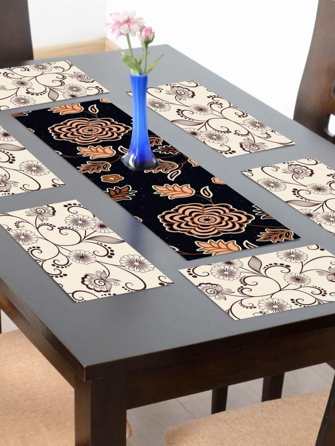 THEYAYACAFE Black & Off White 7 Pieces Floral Tablemats & Table Runner