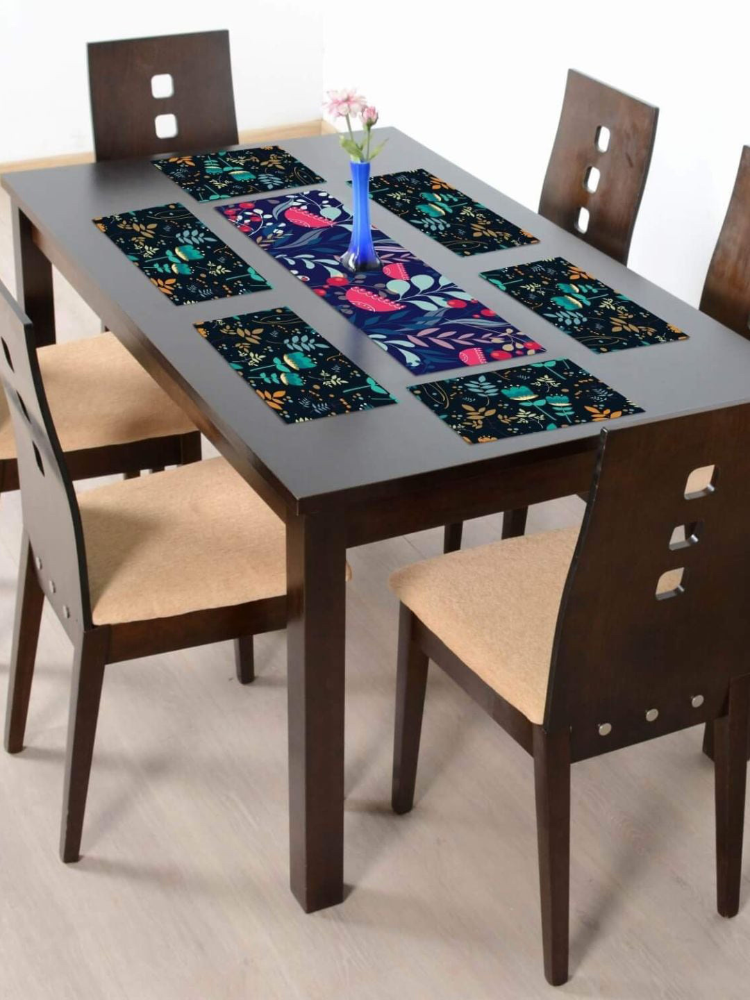 THEYAYACAFE Black & Blue Floral Table Placemats & Table Runner