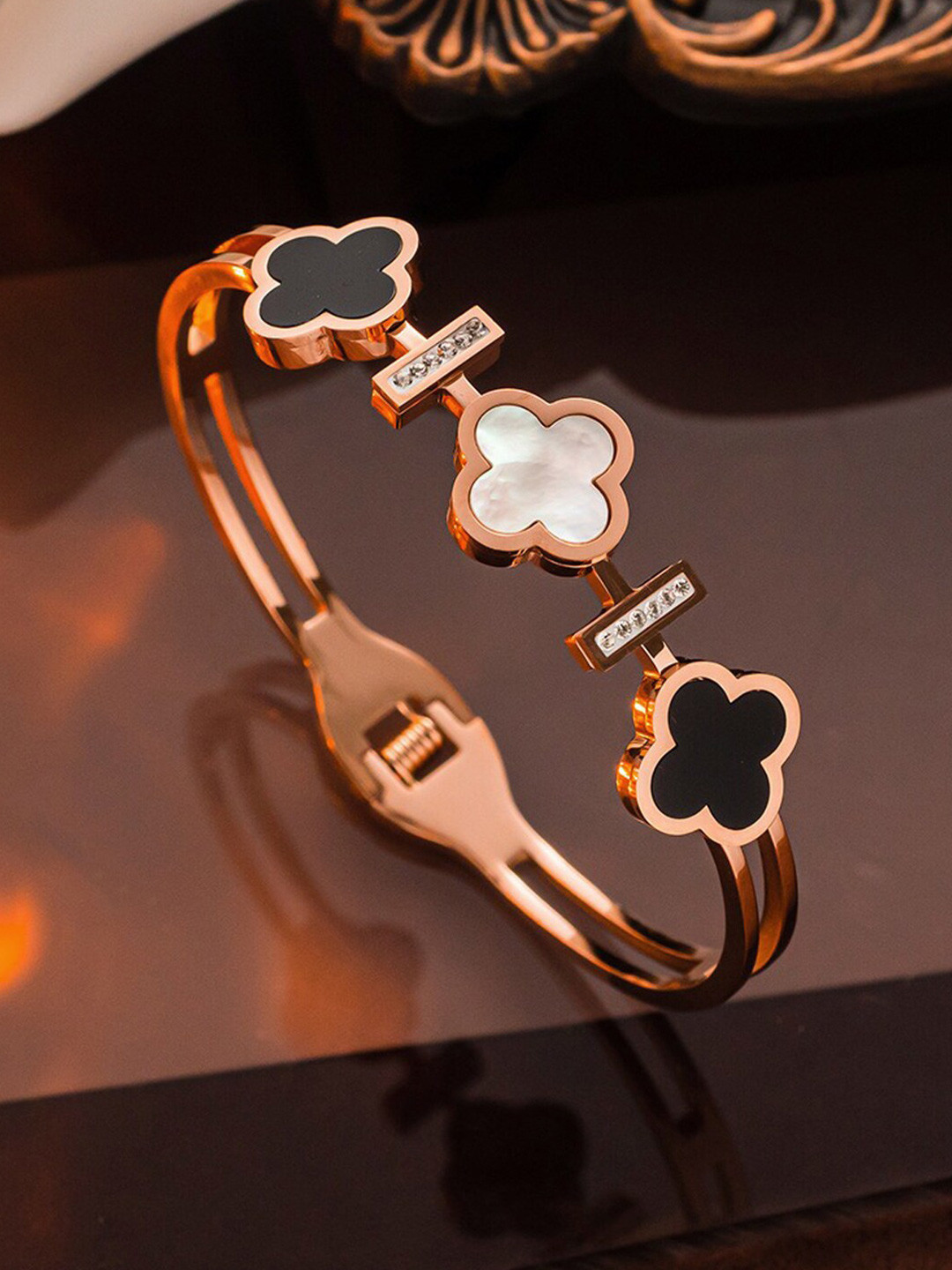 Designs & You Rose Gold-Plated Clover Leaf Design Bangle-Style Bracelet