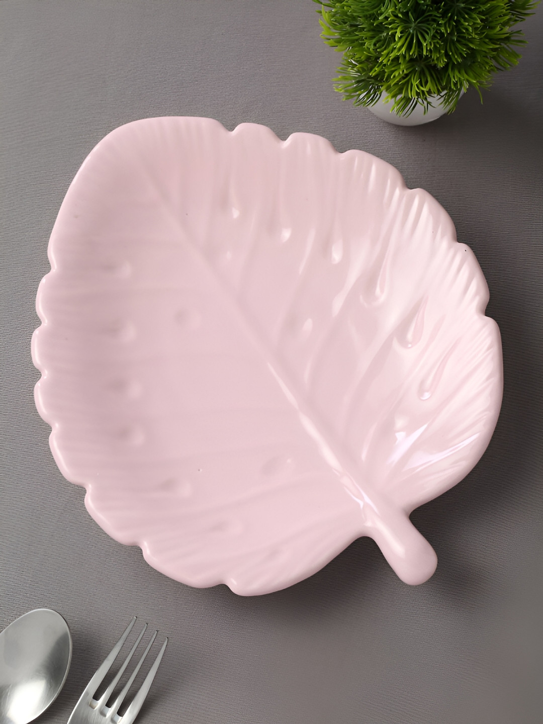 Shilpkara Pink 1Pieces Ceramic  Microwave Safe Food Platter Serveware