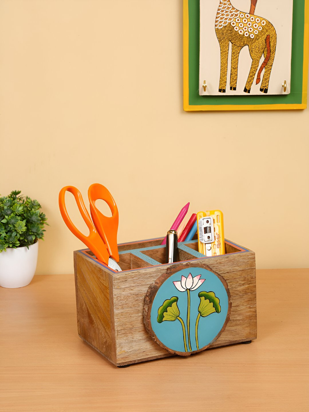 Shilpkara Blue & Beige Pichhwai Iteeha Cutlery & Napkin Wooden Dining Essentials