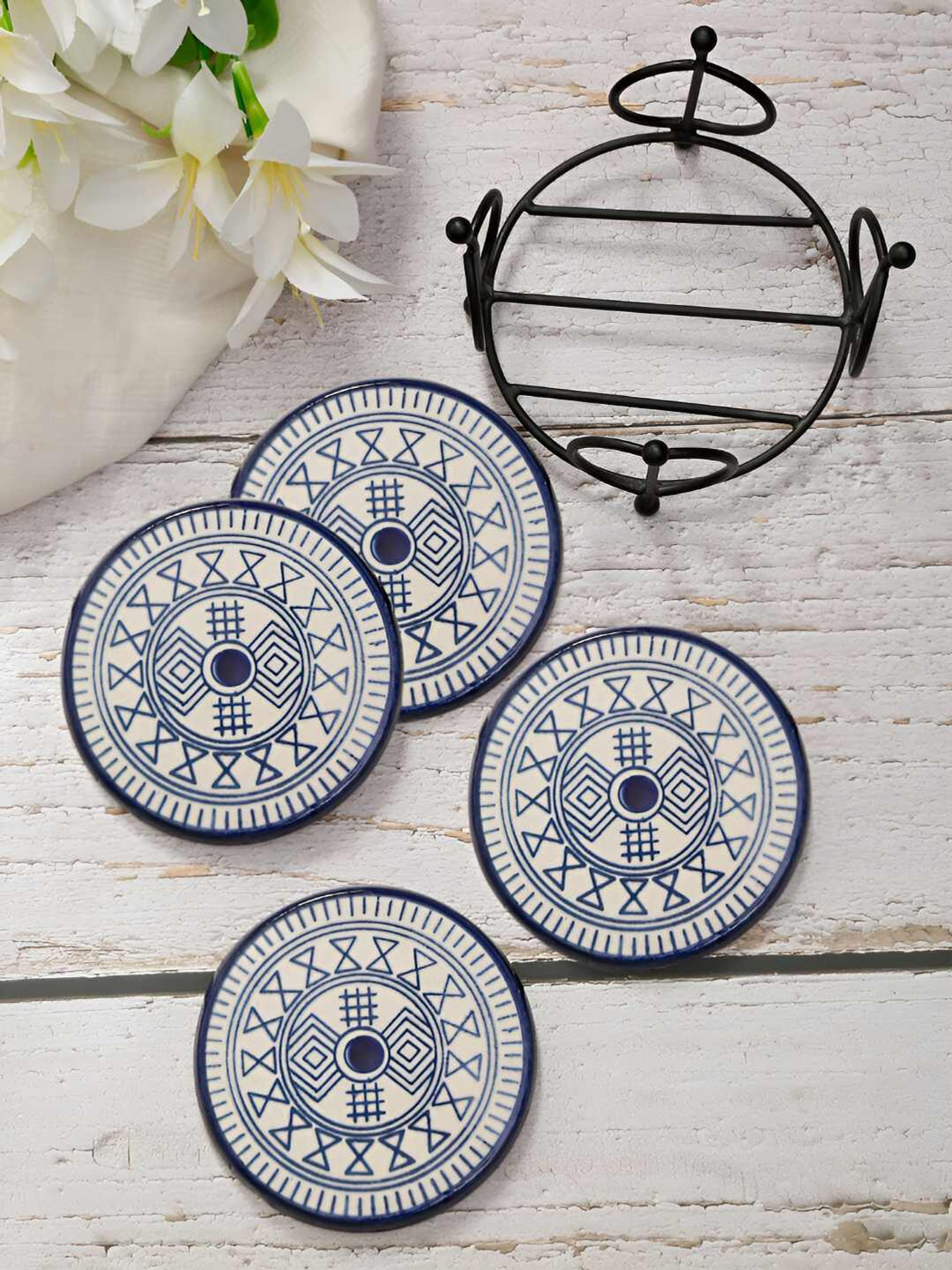 Shilpkara White & Blue 4 Pieces Ceramic Round Coaster With Stand