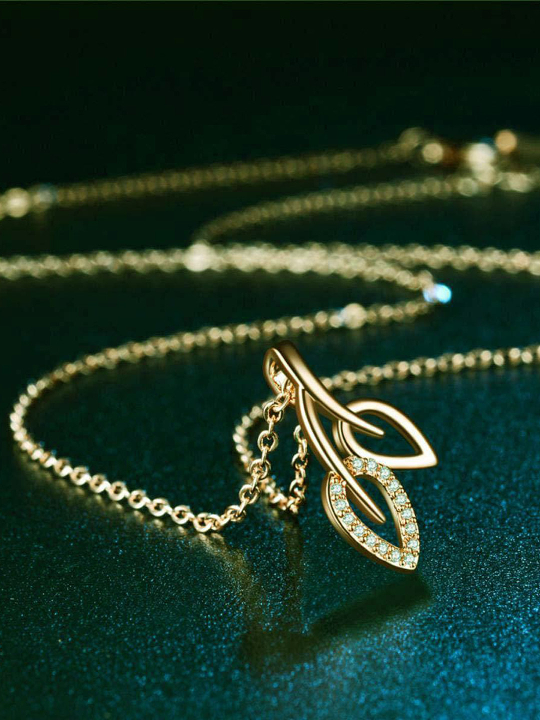 MYKI Gold-Plated Classy Double Leaves Pendant With Chain