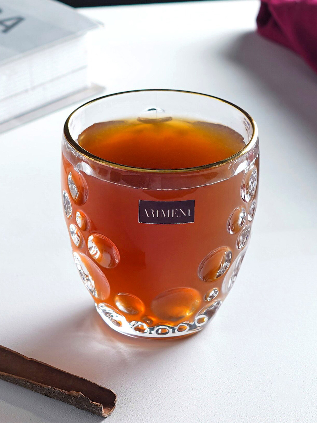 THE ARTMENT Gold Toned Transparent 4 Pieces Rimmed Bubble Swirl Whiskey Glasses 360ML