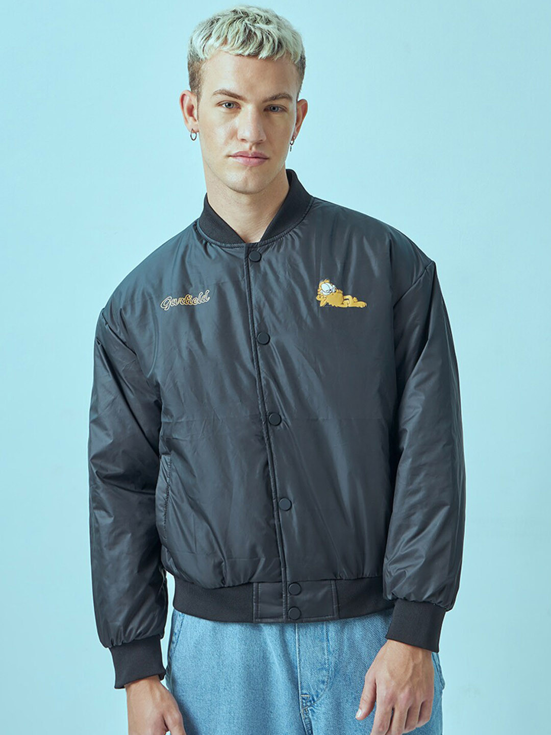 Bewakoof Black Garfield Printed Mock Collar Insulator Oversized Puffer Jacket