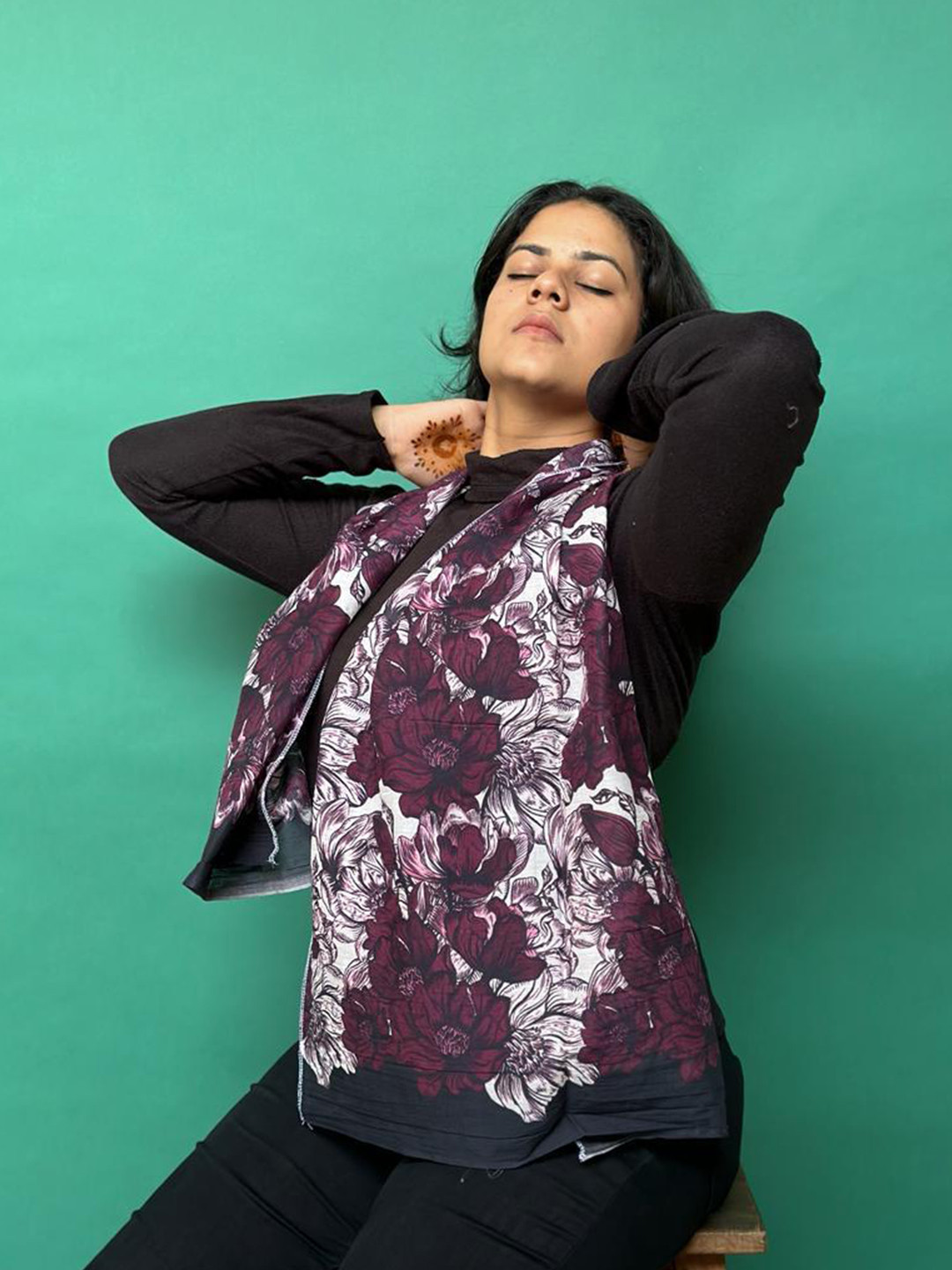 BUTA BUTI Floral Printed Cotton Stole