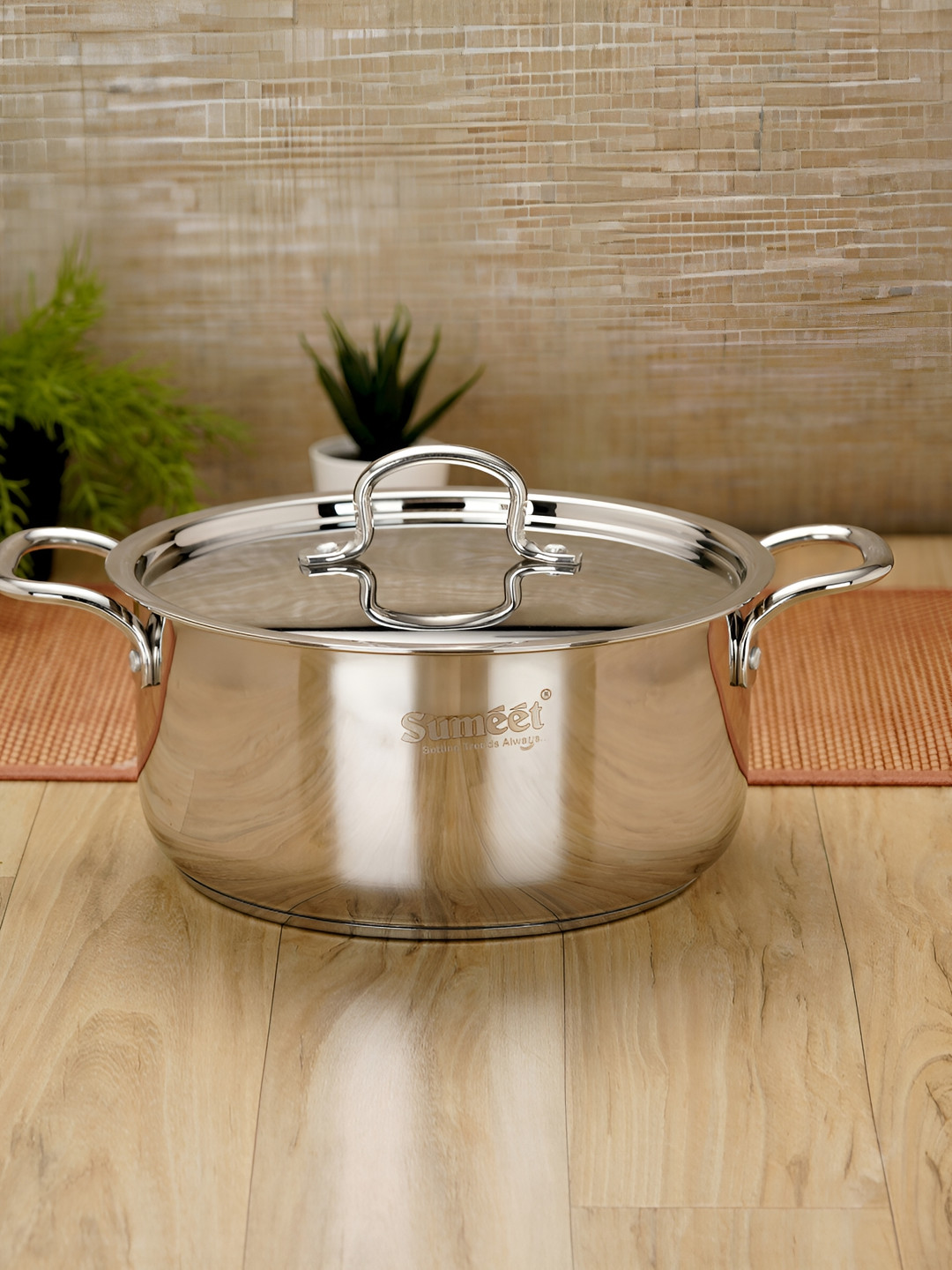 Sumeet Stainless Steel Dishwasher Safe Induction Bottom Cook and Serve Casserole 3.2L