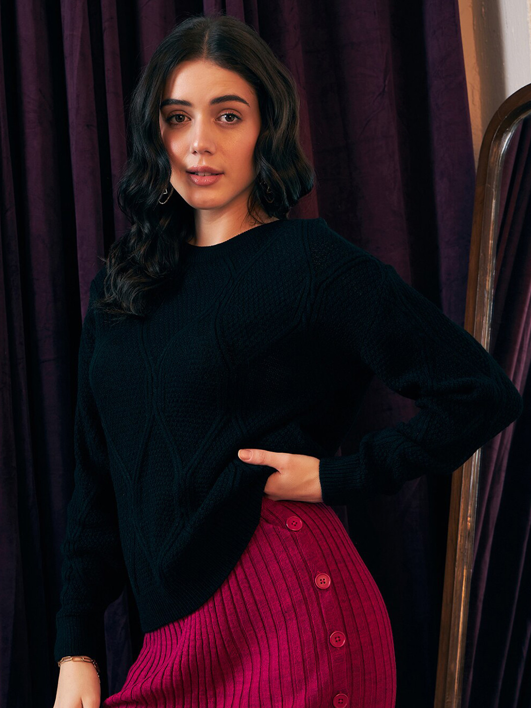 Berrylush BASICS Black Open Knit Self Design Acrylic Pullover Sweater