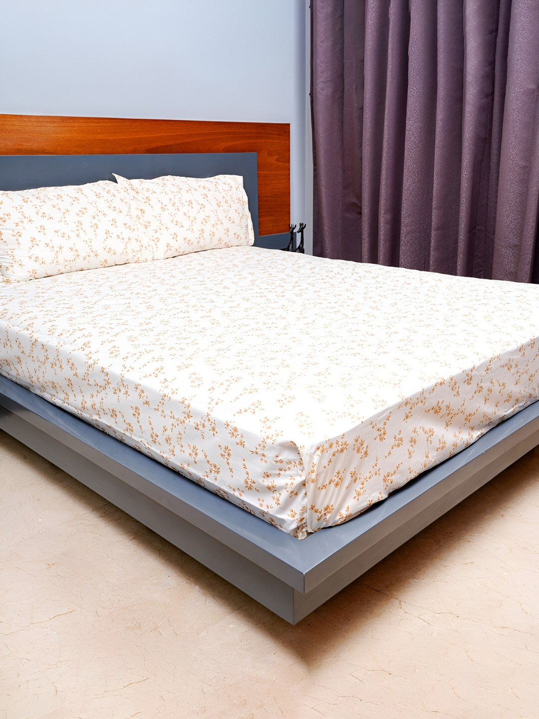 inizio Off White Floral Cotton 220 TC Queen Bedsheet with 2 Pillow Covers-100 x 90 inches