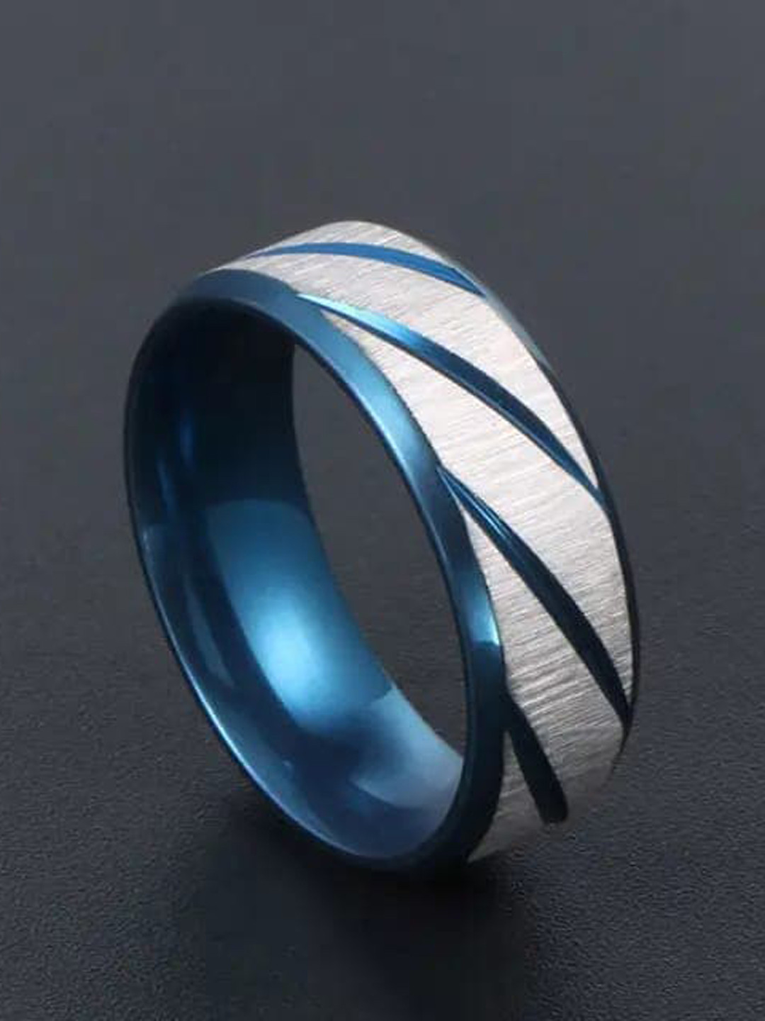 VIEN Men Titanium Wave Design Textured Finger Ring