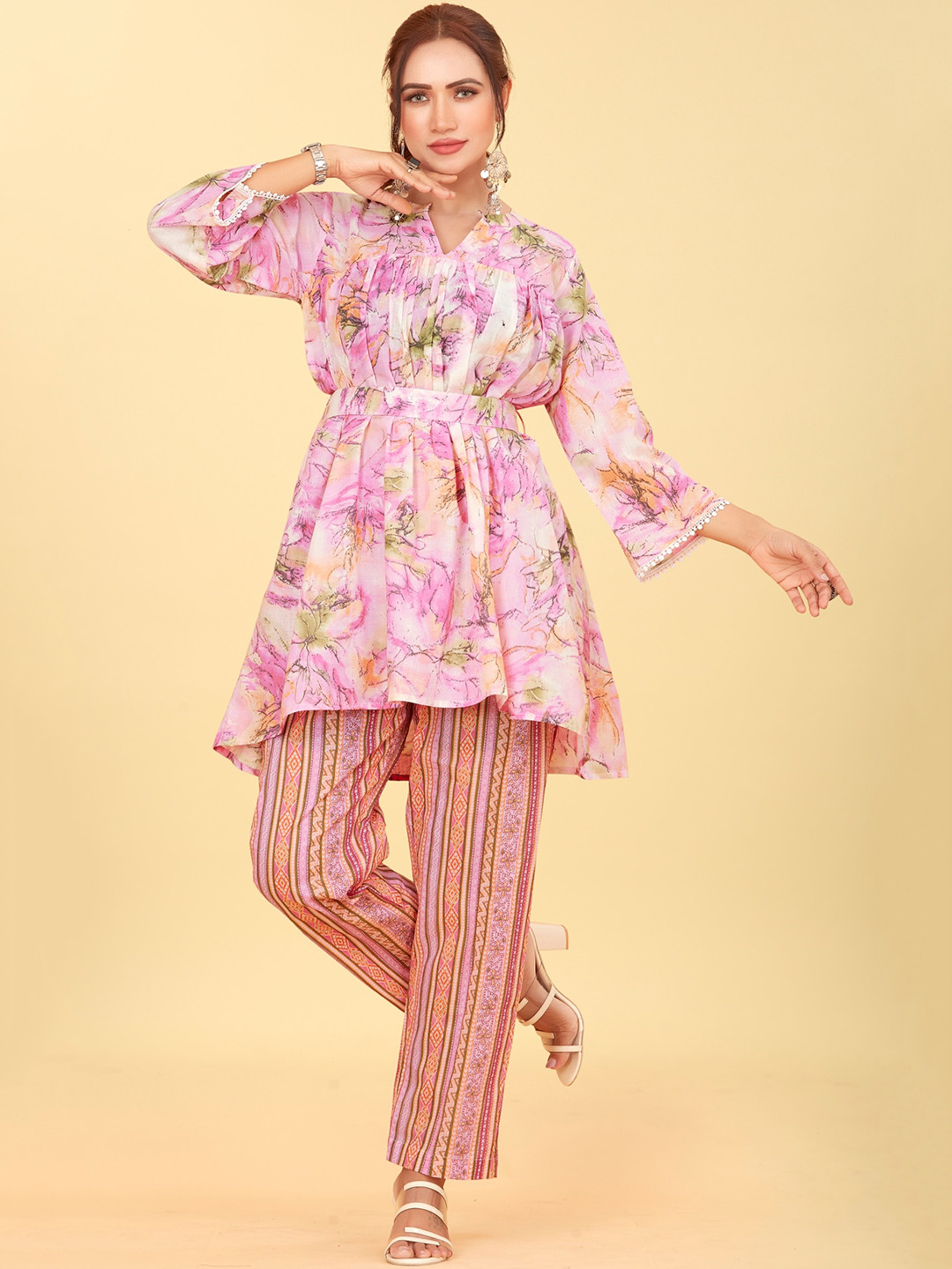 CHANSI Floral Printed Tunic & Trousers Set
