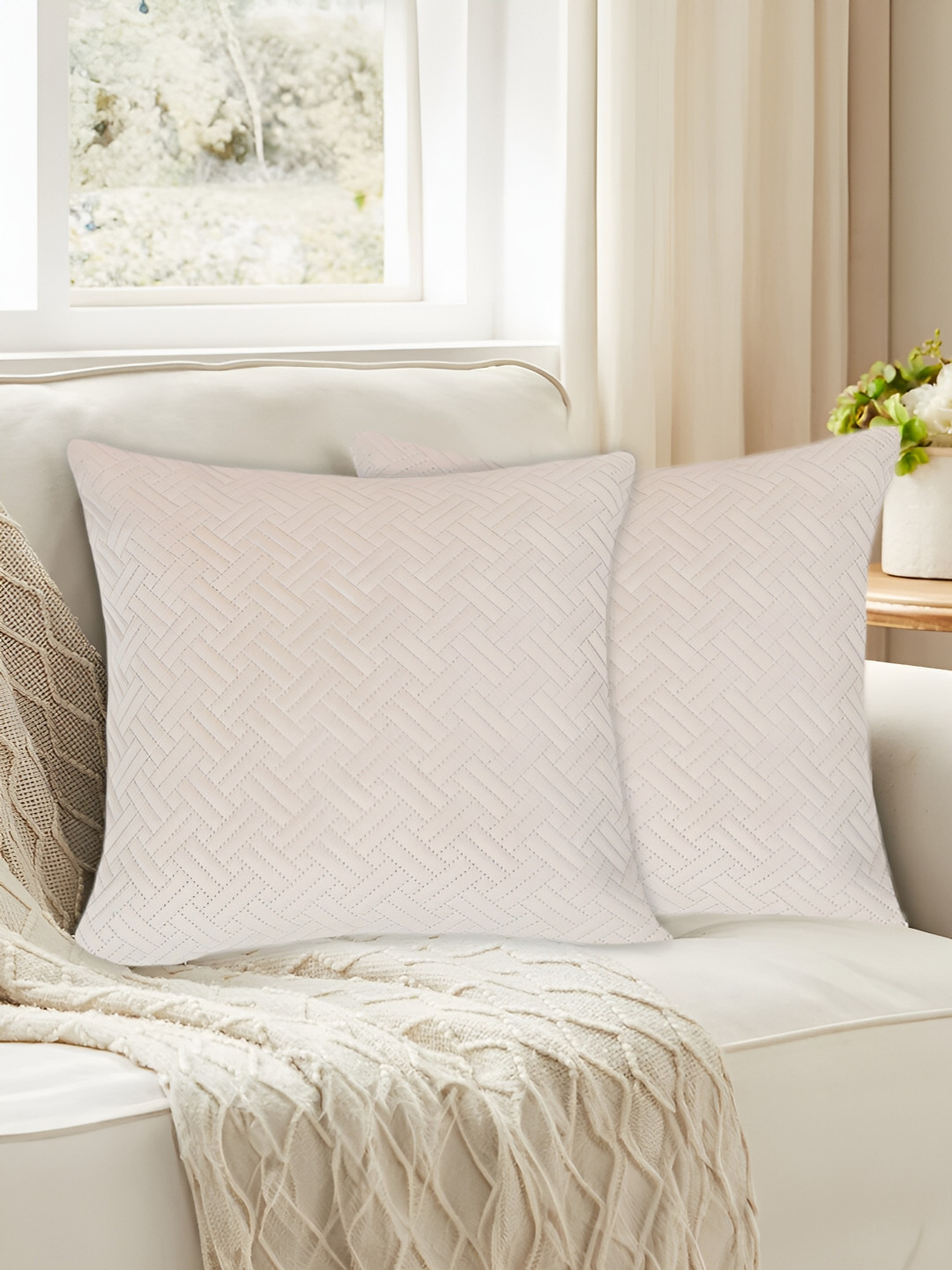 Tesmare Beige Geometric Velvet Washable 2 Pcs Textured Square Cushion Covers - 18x18In