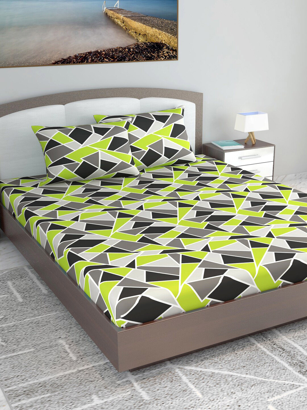 Divine Casa Emerald Green Geometric Cotton 144 TC King Bedsheet with 2 Pillow Covers-106 x 106 inches