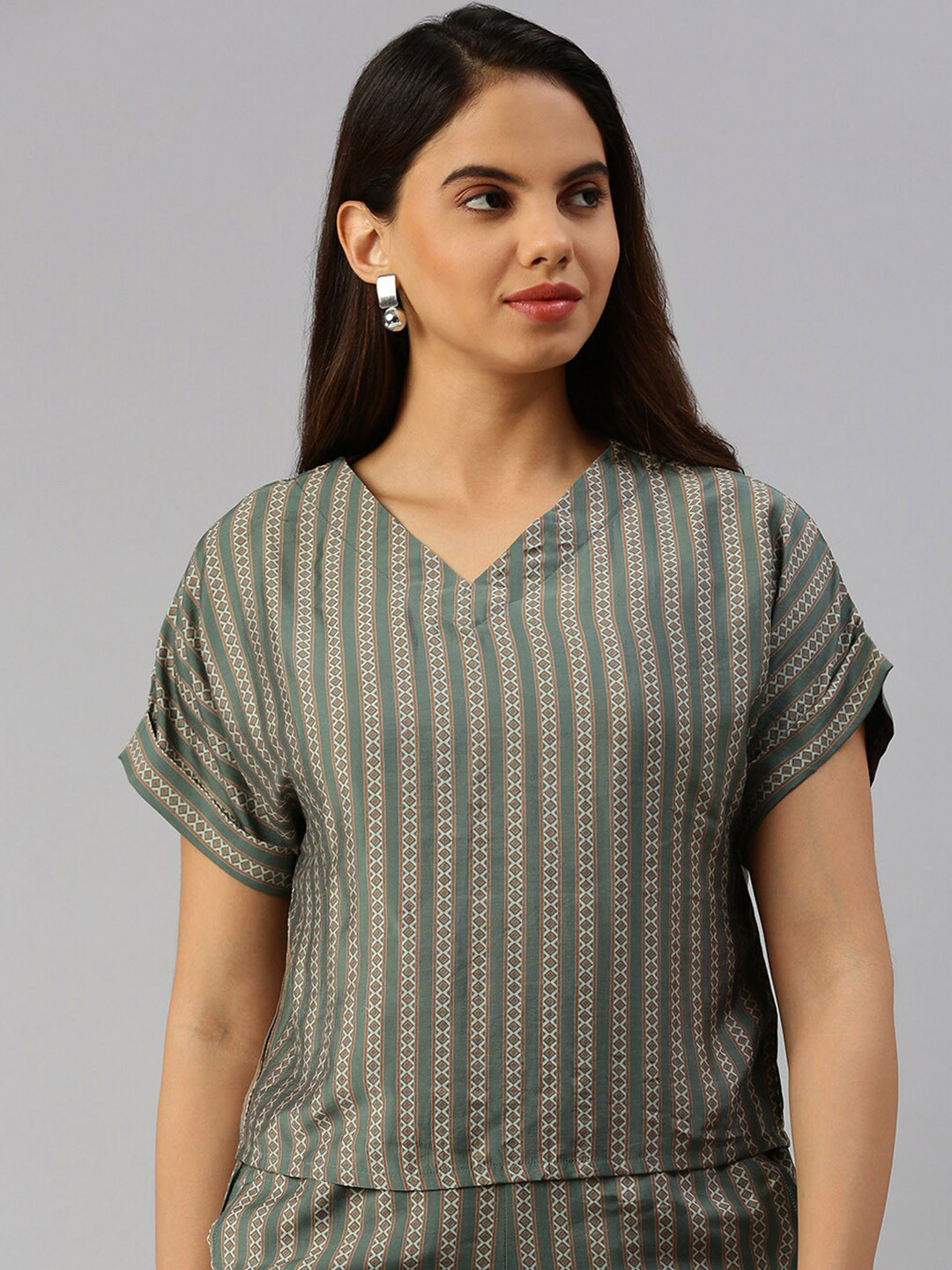 De Moza Geometric Printed V-Neck Extended Sleeves Cotton Linen Top