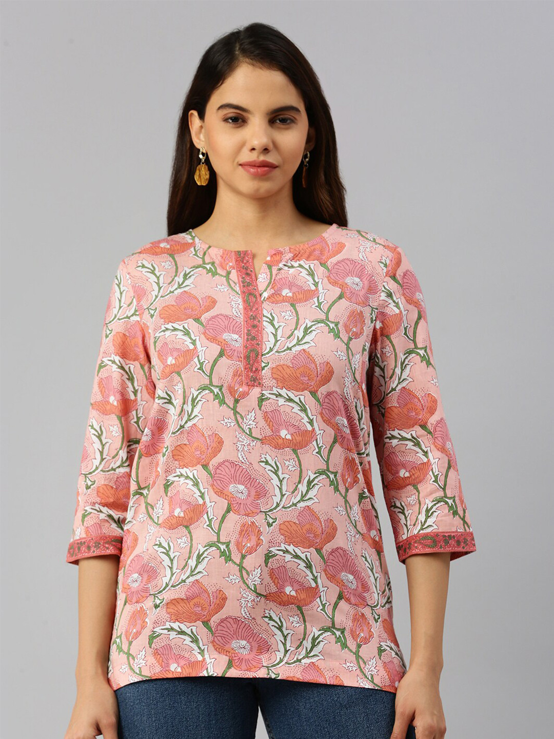 De Moza Floral Printed V-Neck Pure Cotton Kurti
