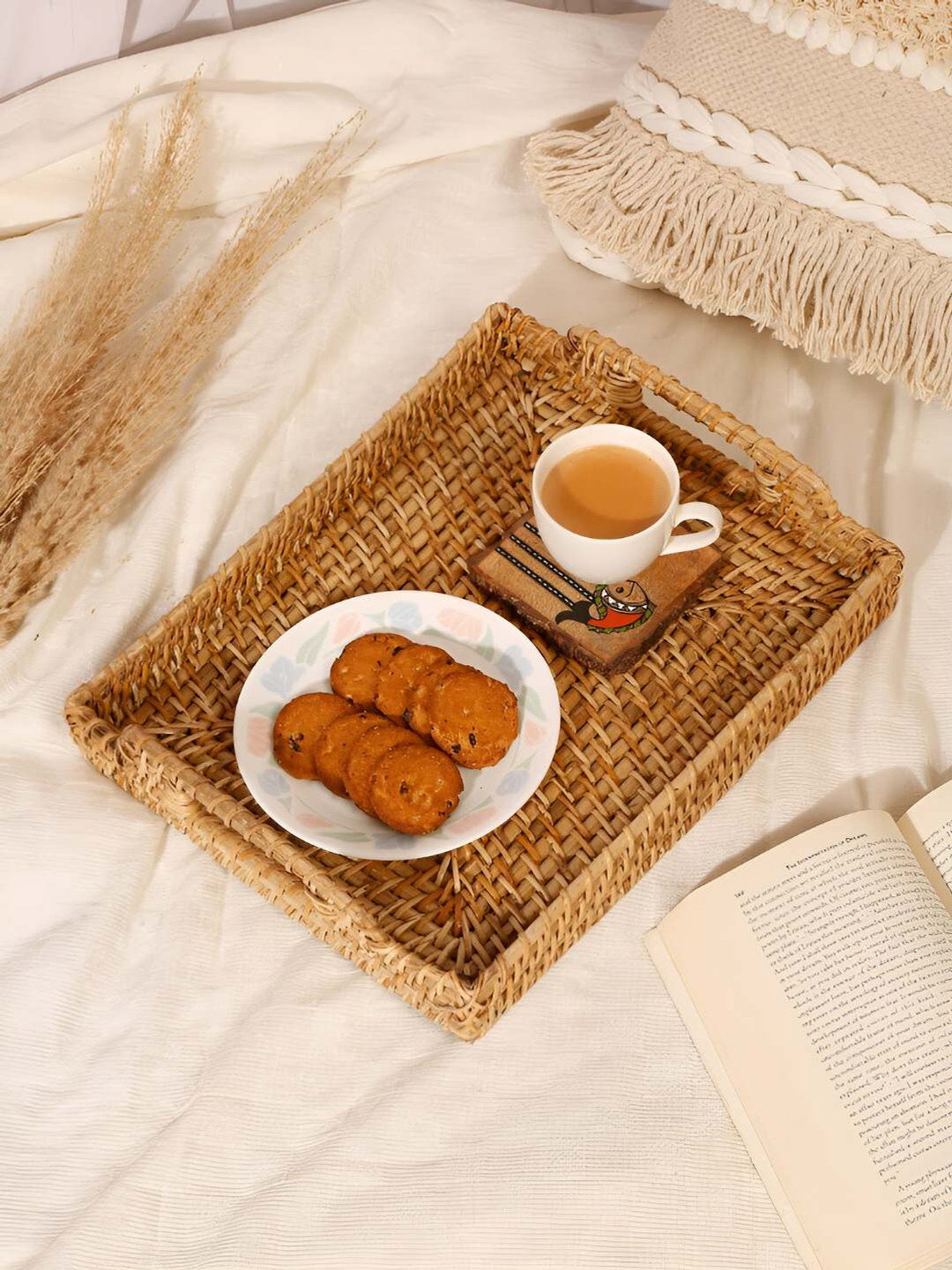 Shilpkara Coastal Classic Brown Rectangle Bamboo Serving Tray