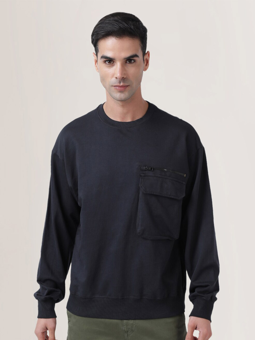 Bene Kleed Men Black Relax Fit Pullover Utility Sweatshirt