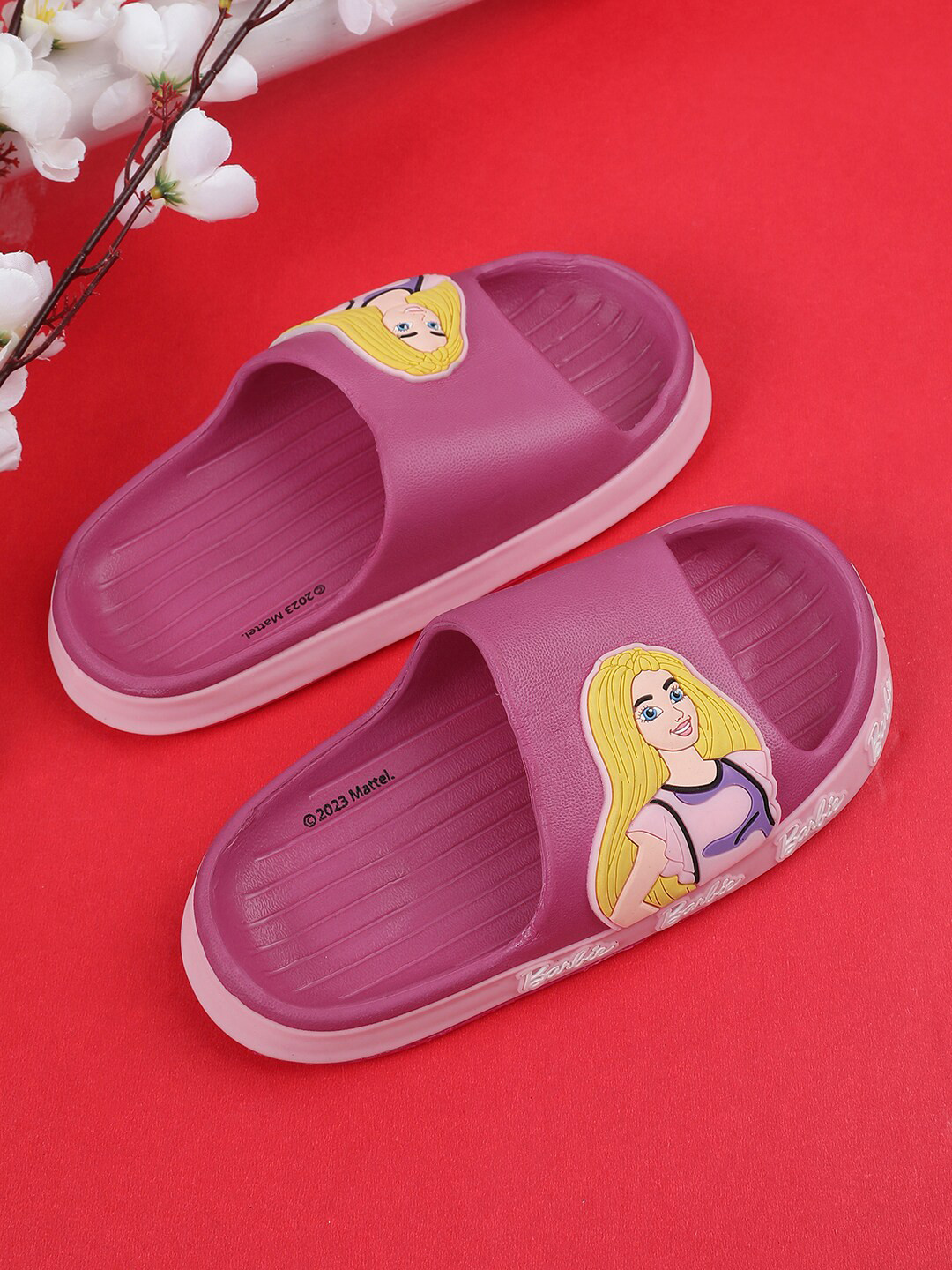 Kids Ville Girls Barbie Printed Rubber Sliders