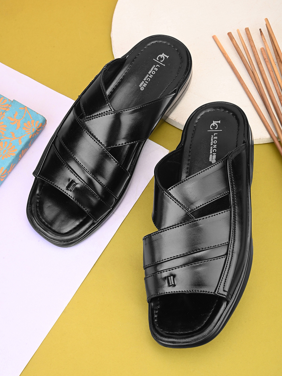 LEONCINO Men Durable Slip Resistance Comfort Sandals