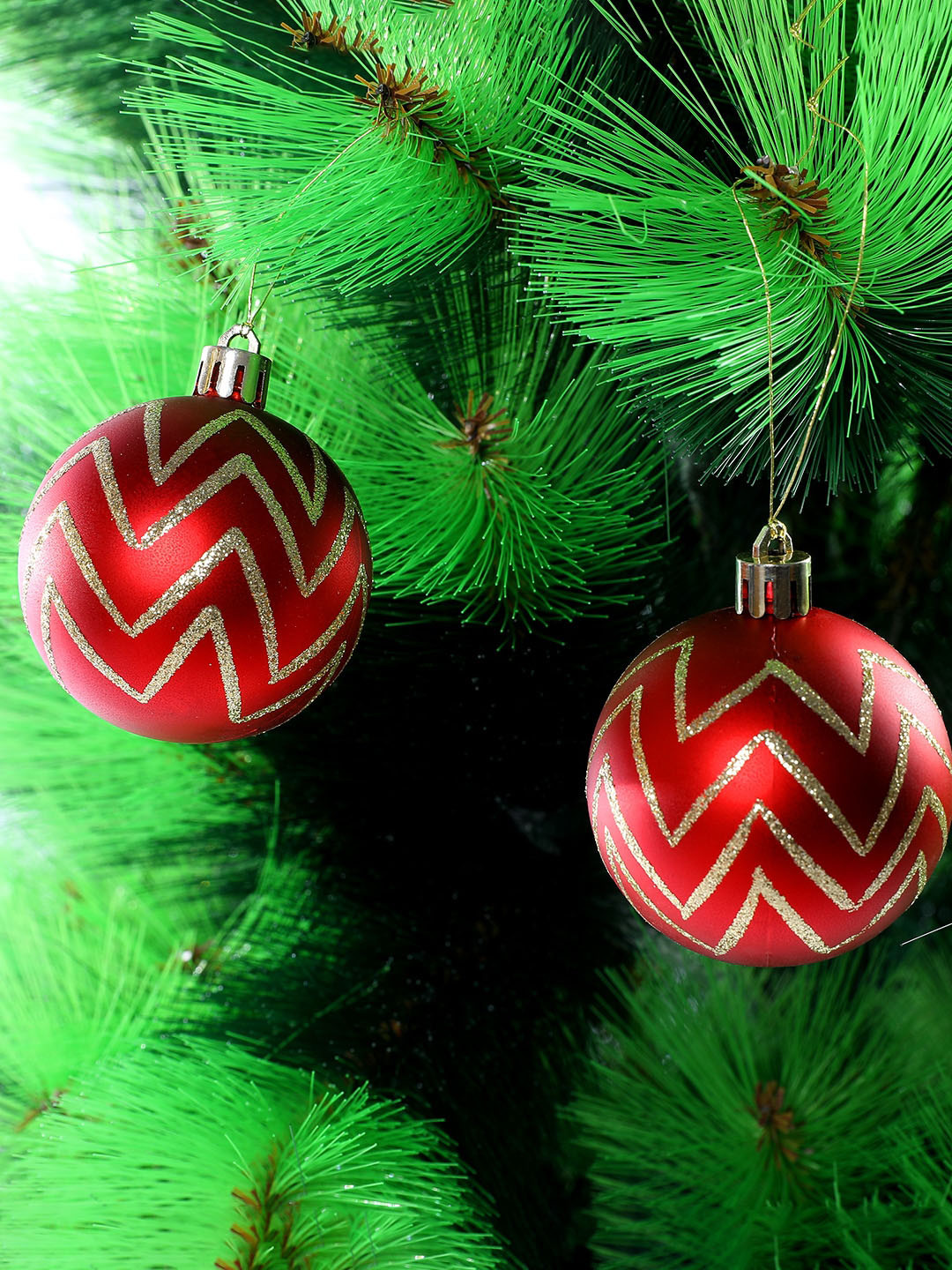 TAYHAA Red 6 Pieces Sparkling Ball Ornaments Christmas Decor