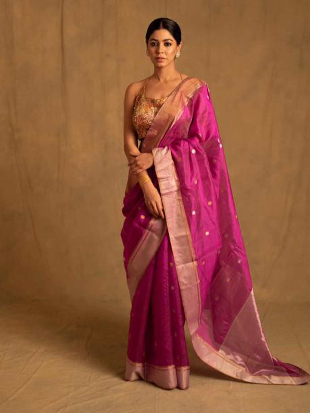 PriyankaRaajiv Ethnic Motif Woven Design Chanderi Saree
