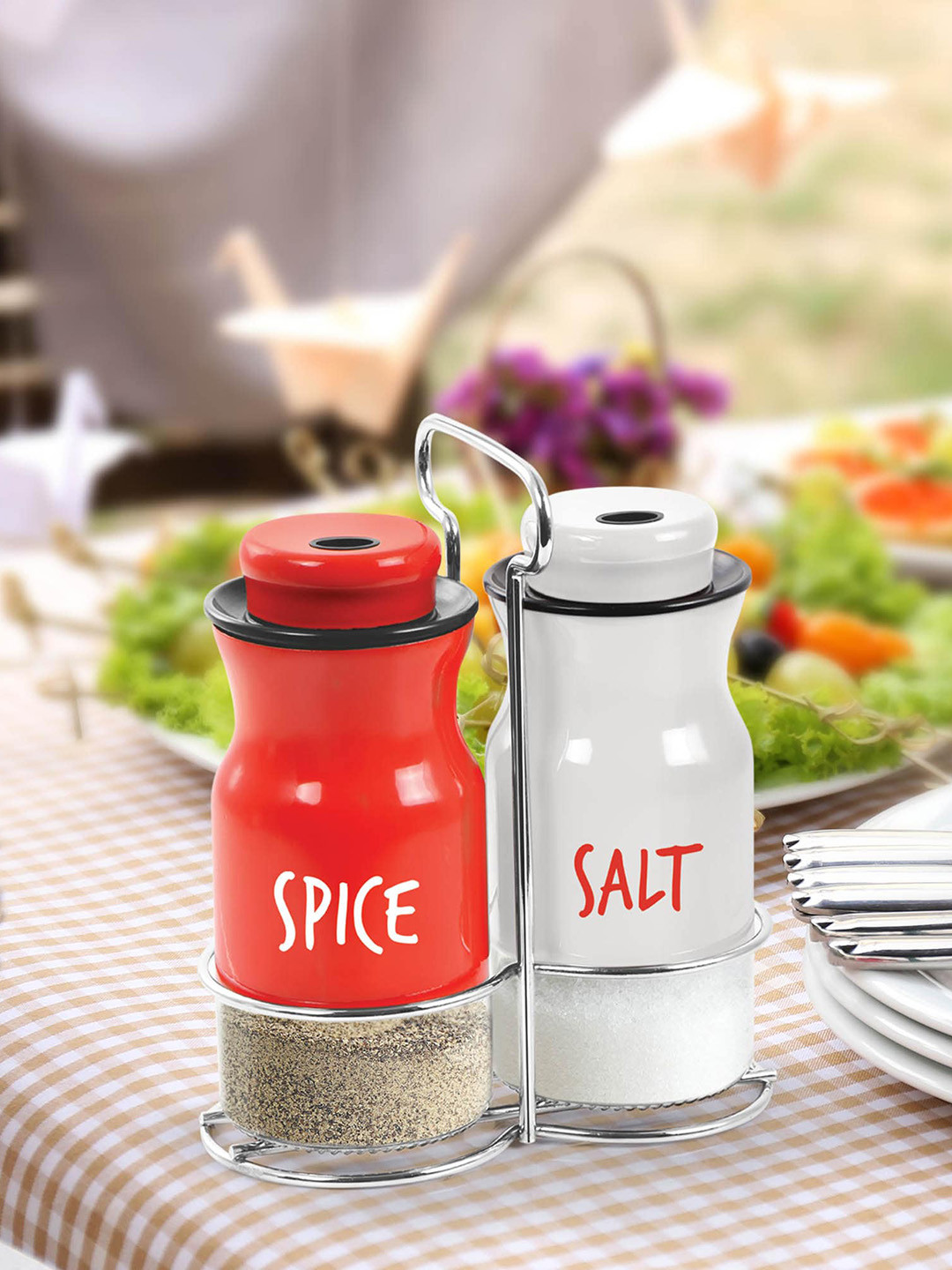 Treo Zingy 2 Pcs White & Red Salt & Pepper Jar with Stand