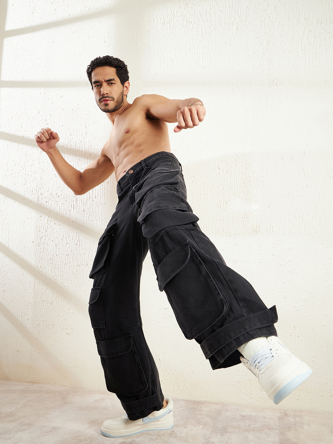 FUGAZEE Men Super Relaxed Fit Clean Look Mid-Rise Stretchable Cargo Jeans