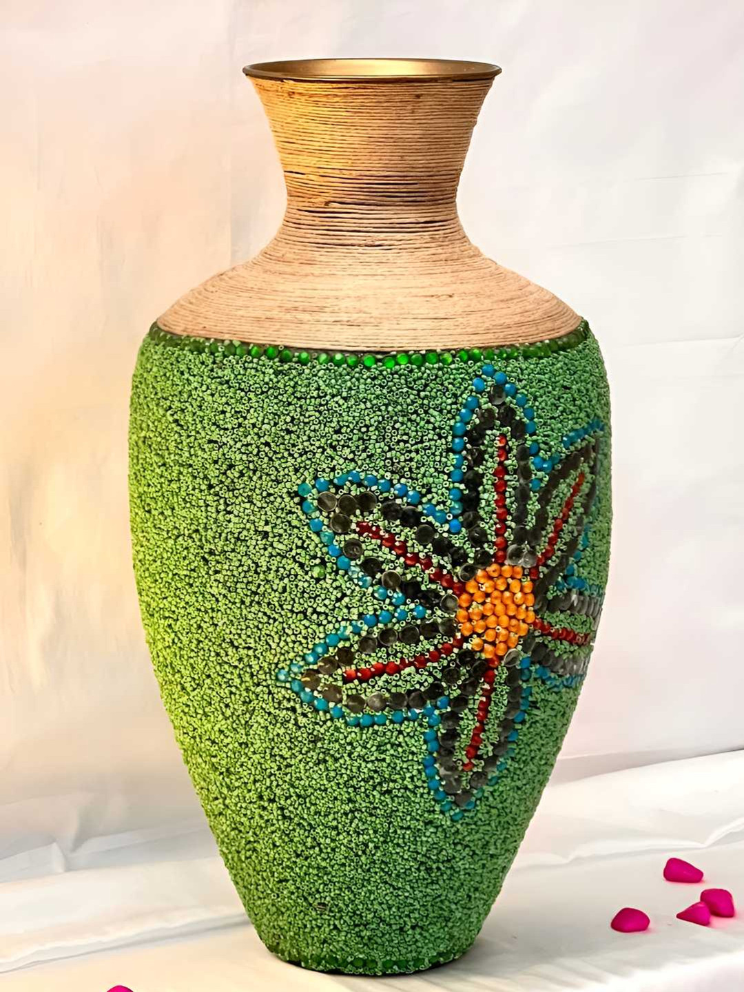 Timaya's Decor Green & Brown Blooming Flower Vase