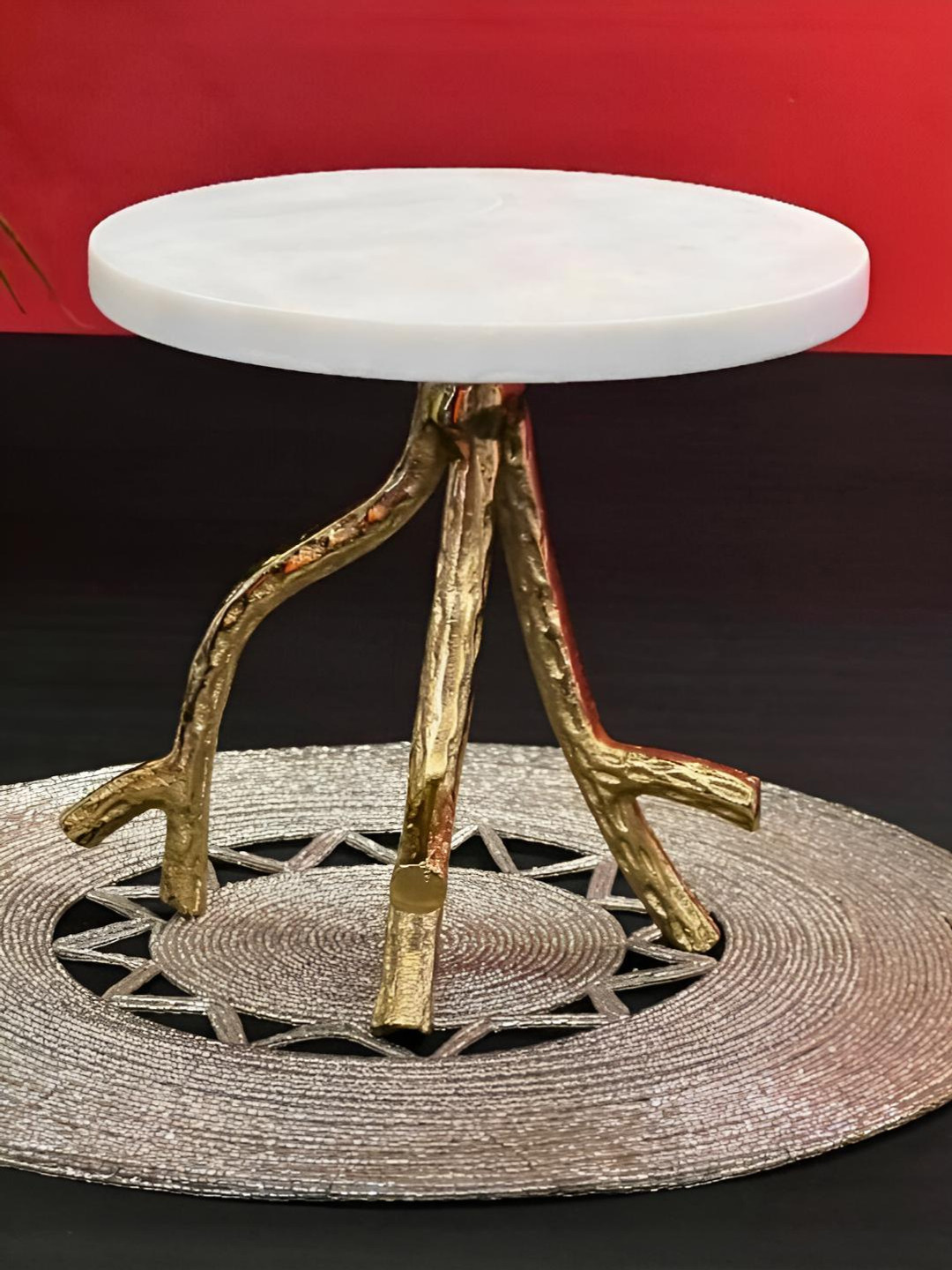 Timaya's Decor Gold-Plated & White Cast Charming Cake Stand