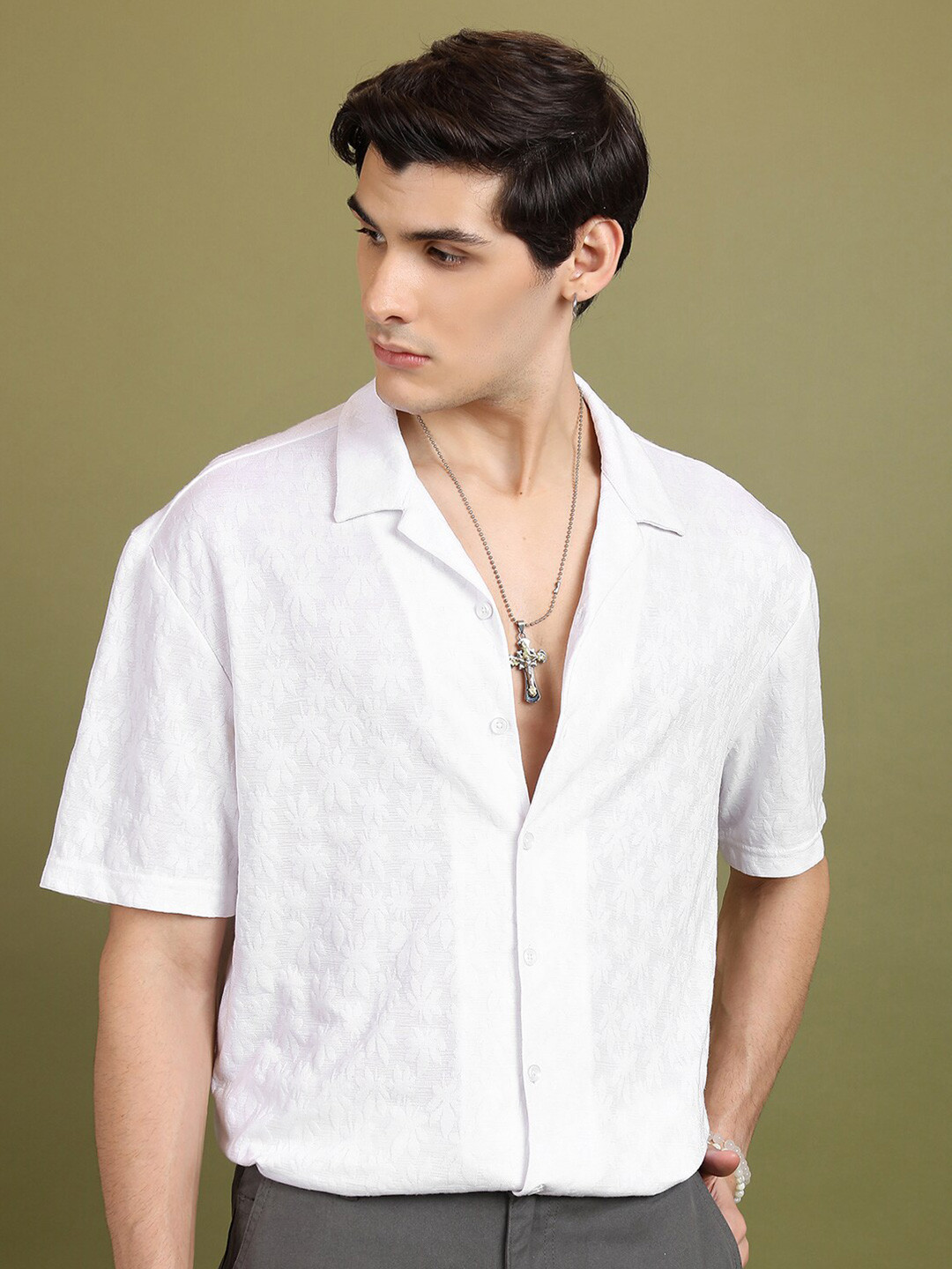 HIGHLANDER White Textured Casual Oversized Shirt