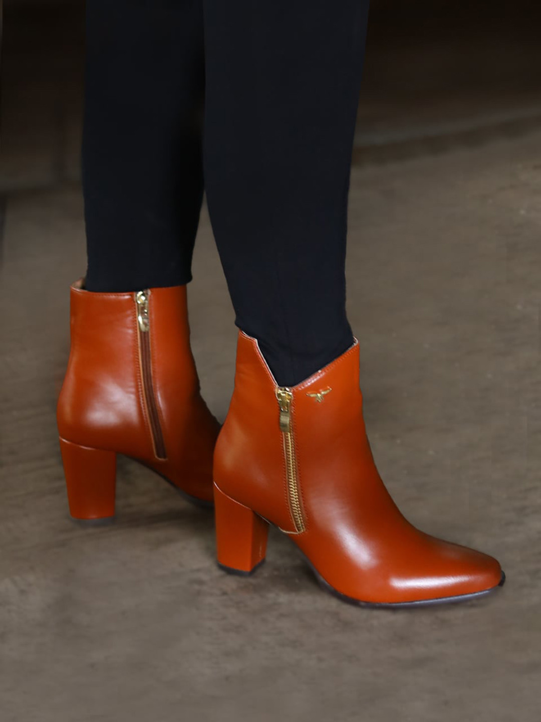 Monrow Women Espresso Block-Heeled Regular Boots