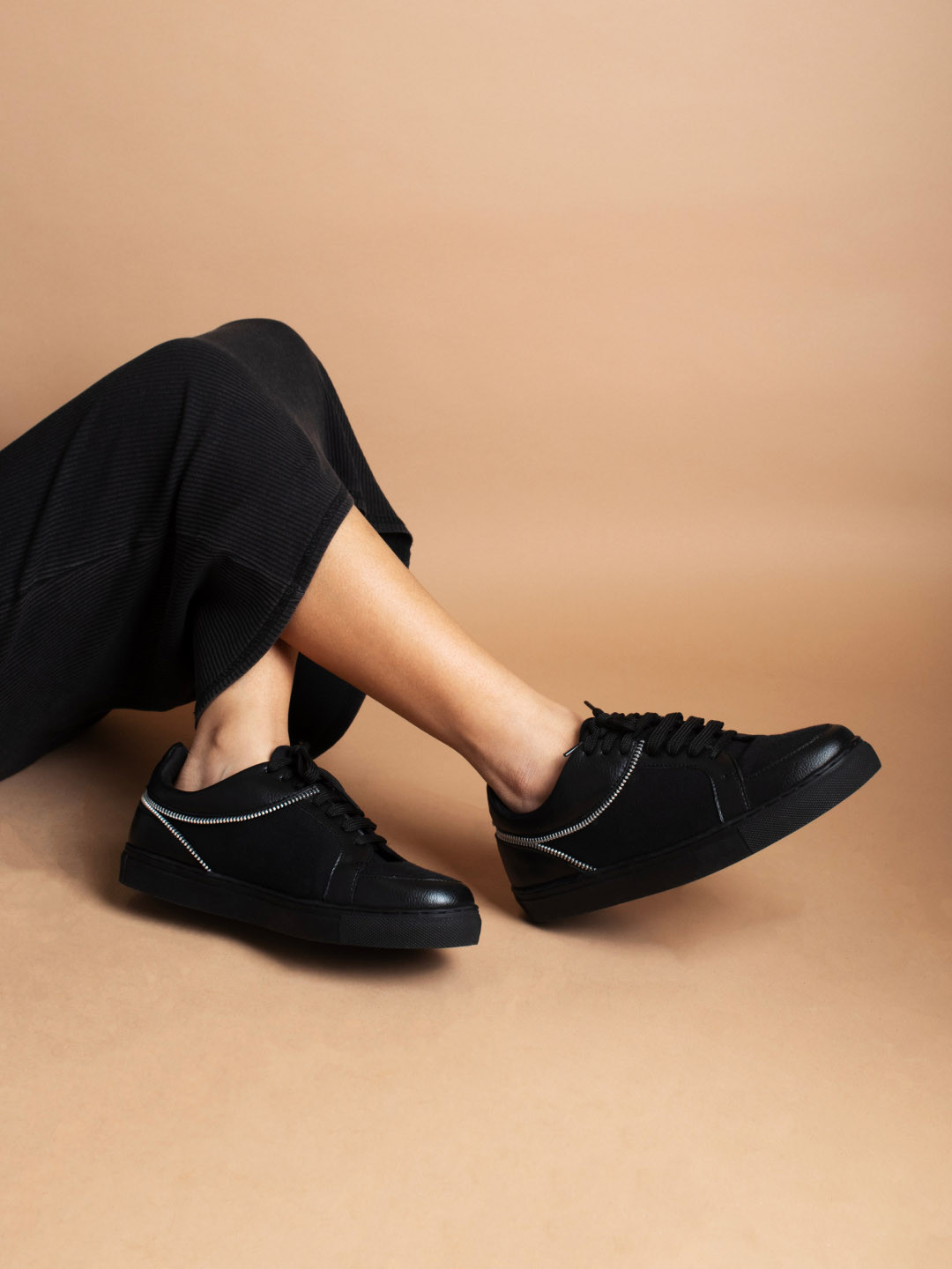 CAI Women Textured Zipper-Accent Sneakers