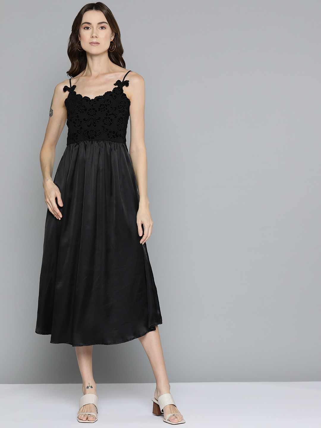 SCOUP Floral Velvet A-Line Midi Dress