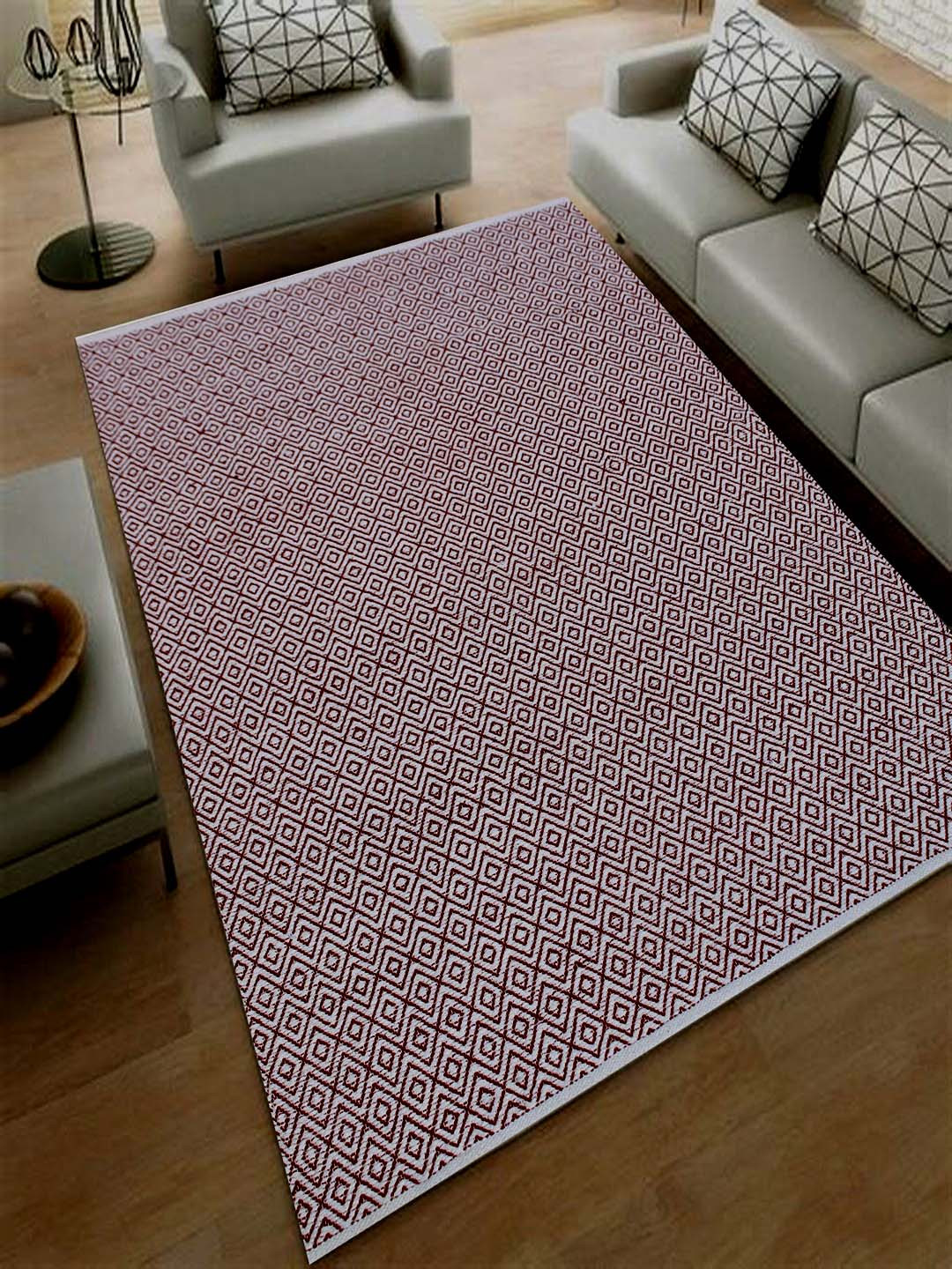 MRIC Red White Geometric Cotton Carpet
