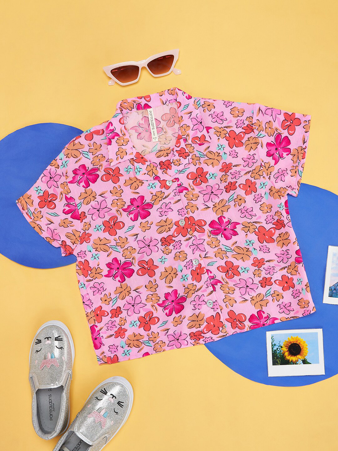 Pantaloons Junior Girls Floral Printed Shoulder Straps Short Top With Shirt