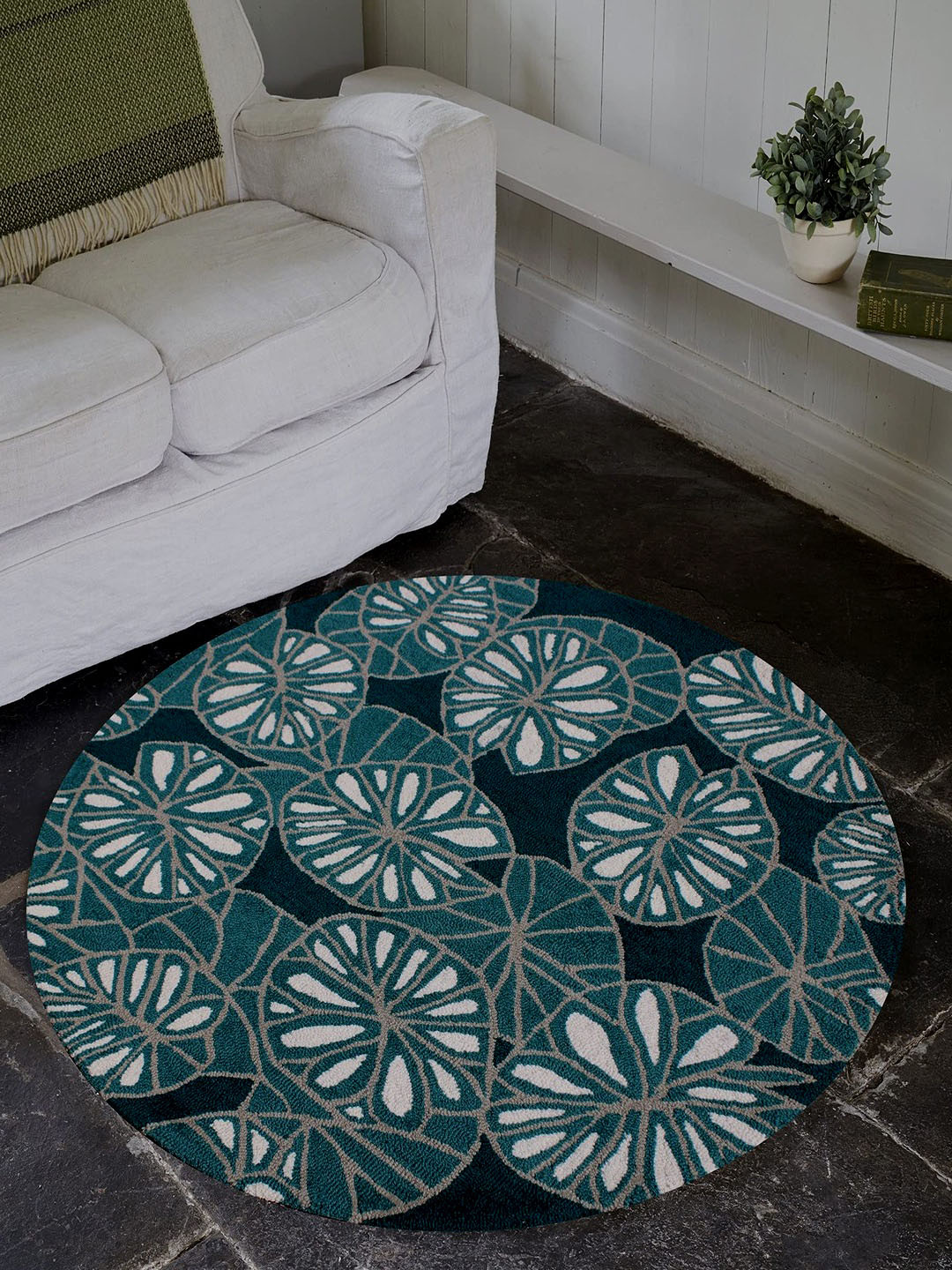 MRIC Green & White Floral Hand-Tufted Circular Woollen Carpet