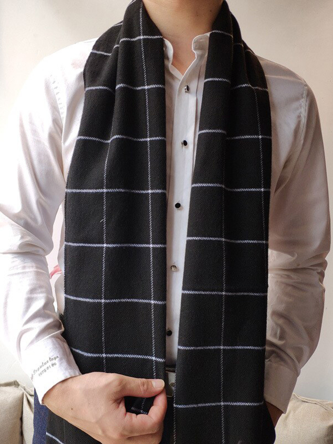 Alexvyan Men Black Checked Woolen Soft Cashmere Winter Muffler