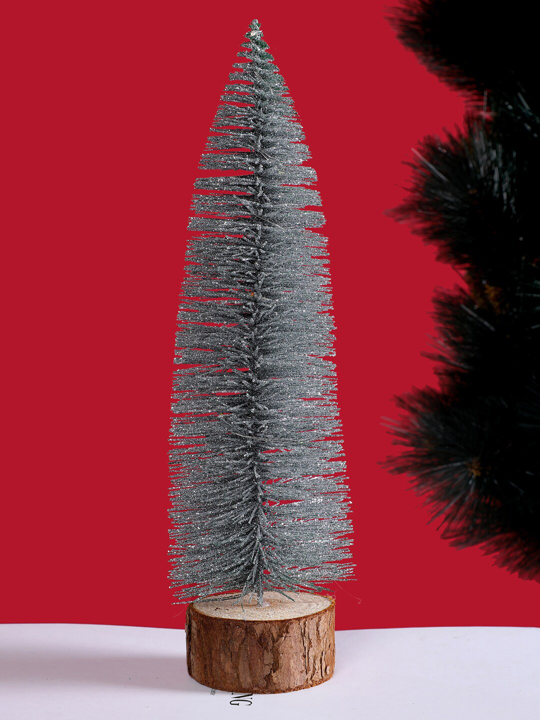 TAYHAA Grey & Beige Splendor Christmas Tree Festive Decor