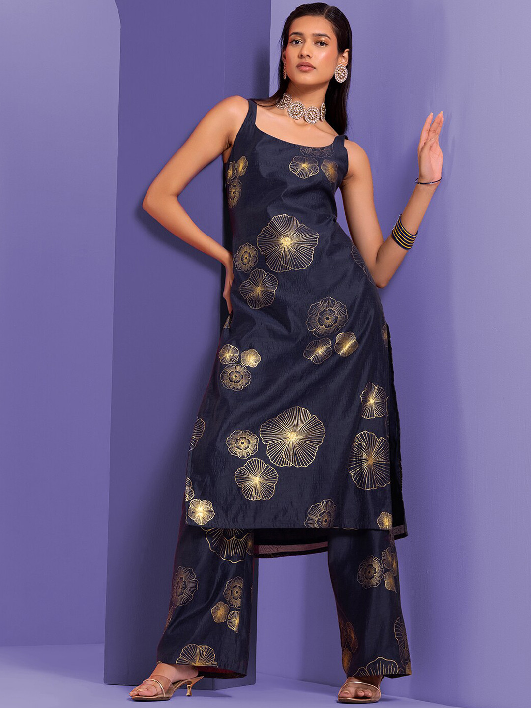 INDYA X Nachiket Barve Floral Foil Printed Straight Kurta With Palazzo