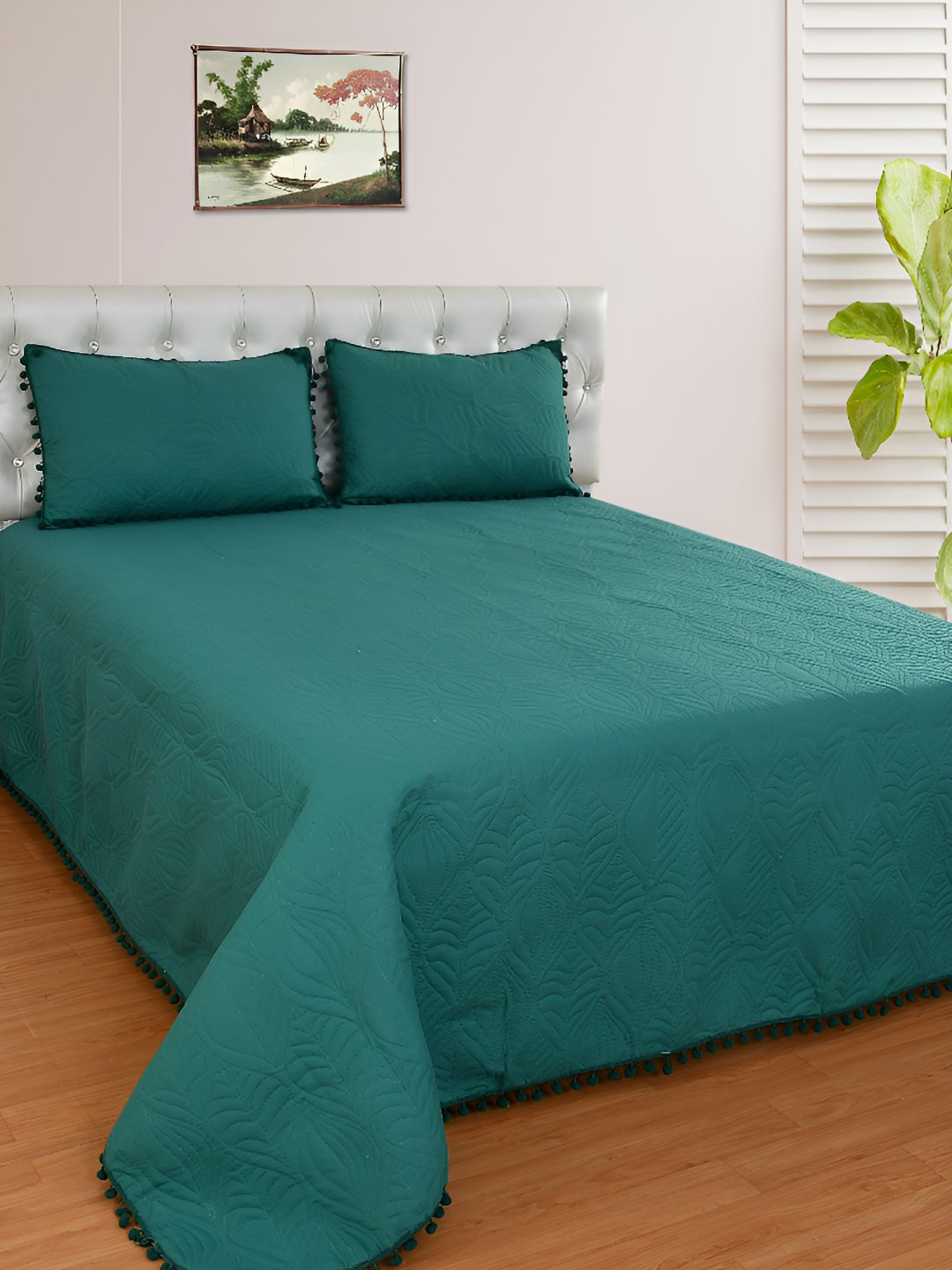 BREVARD Green Self Designed Queen Size Bed Cover with 2 Pillow Covers